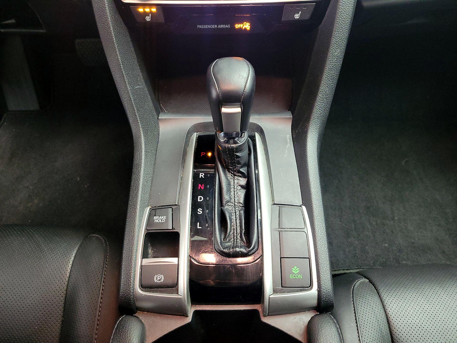 Thumbnail: 2017 Honda Civic - 16