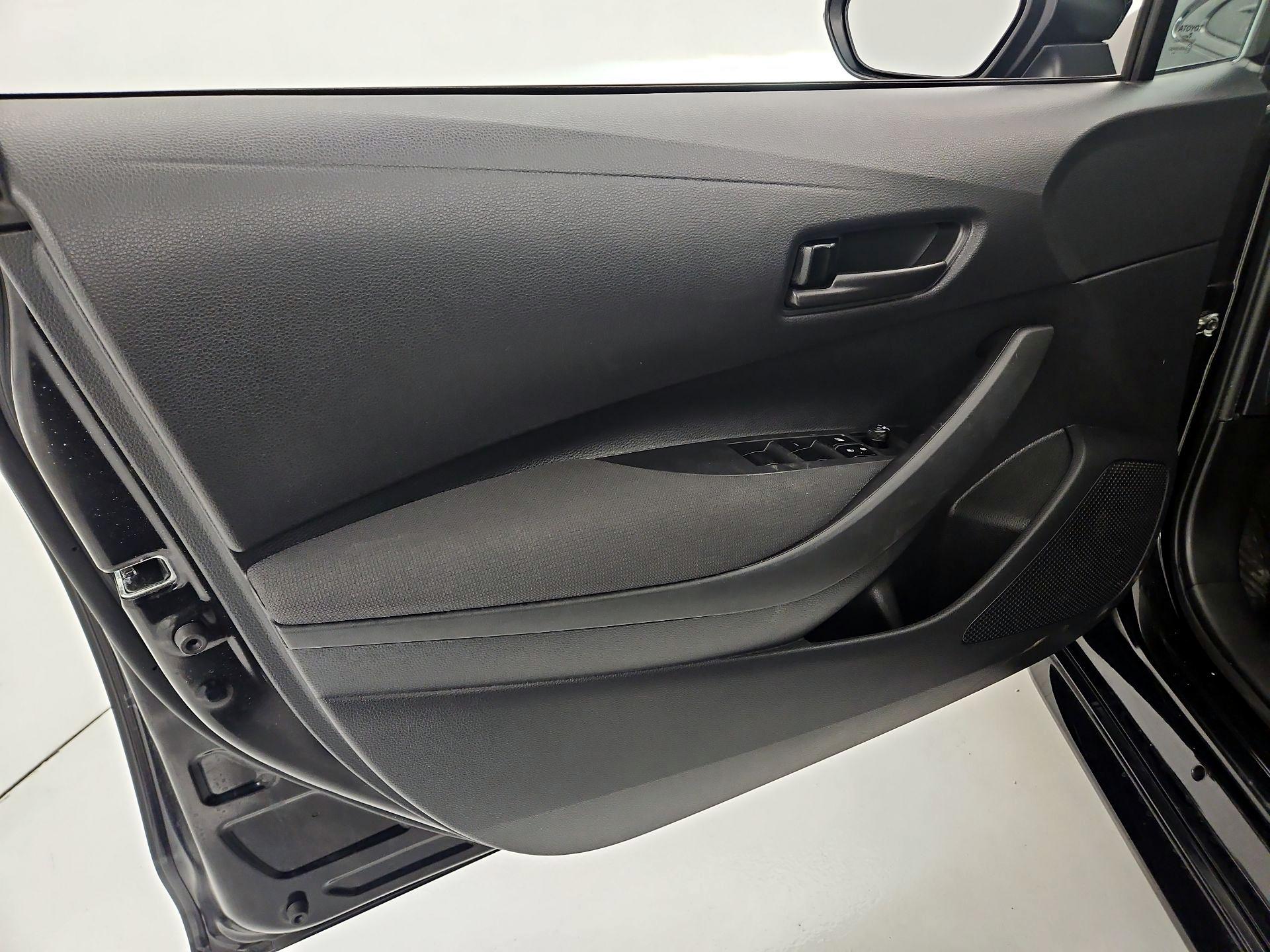 Thumbnail: 2025 Toyota Corolla - 12