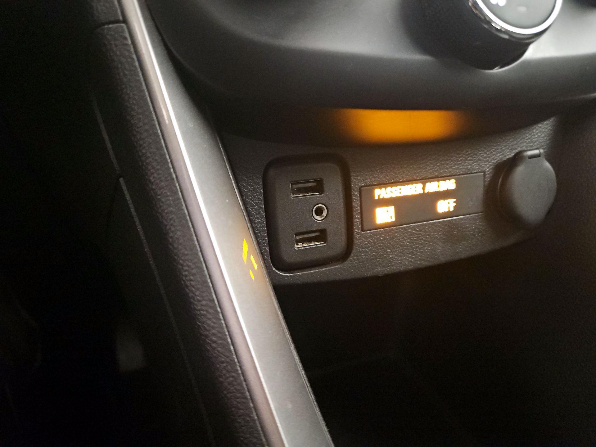 Thumbnail: 2020 Chevrolet Trax - 18