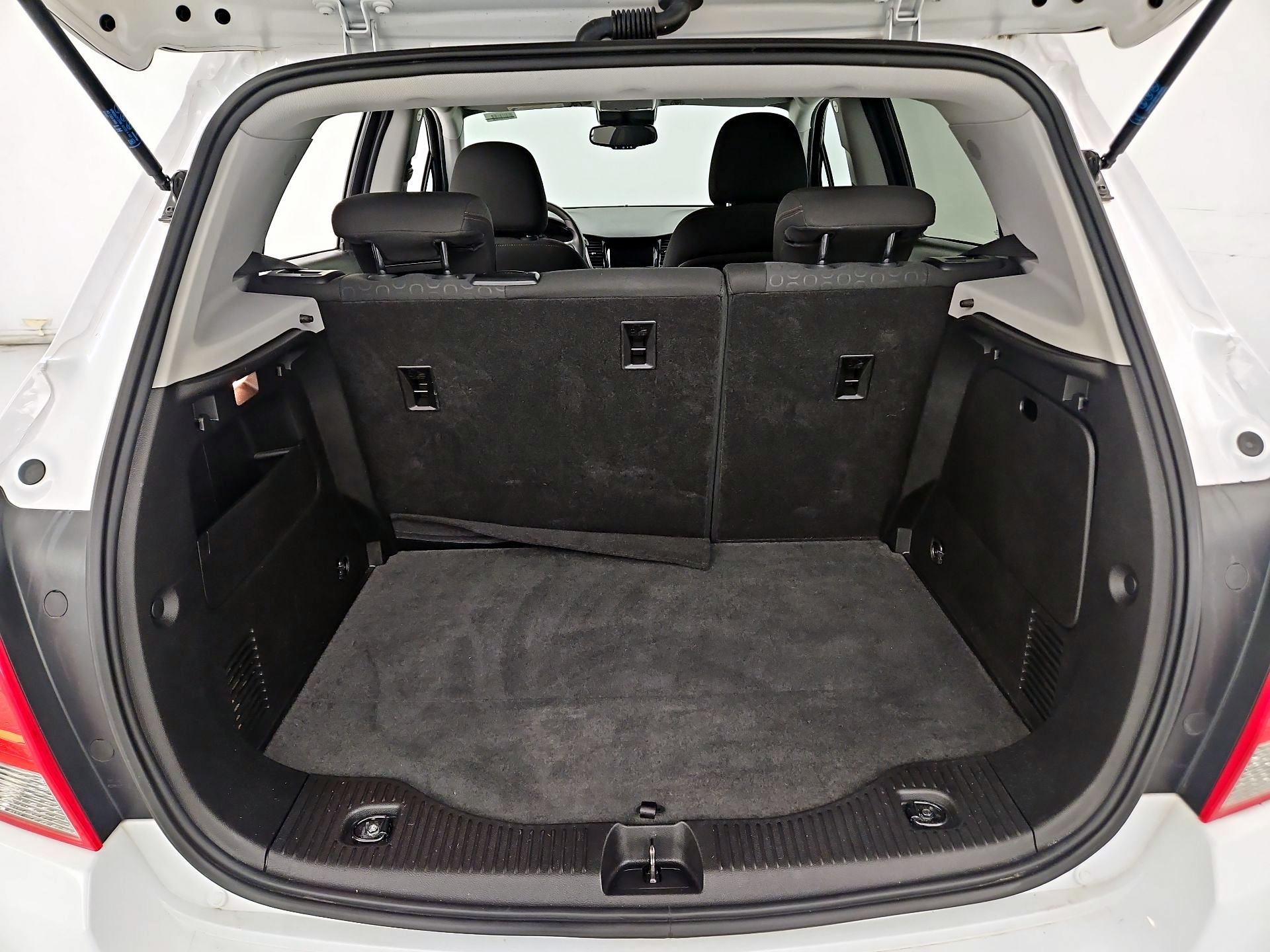 Thumbnail: 2020 Chevrolet Trax - 20