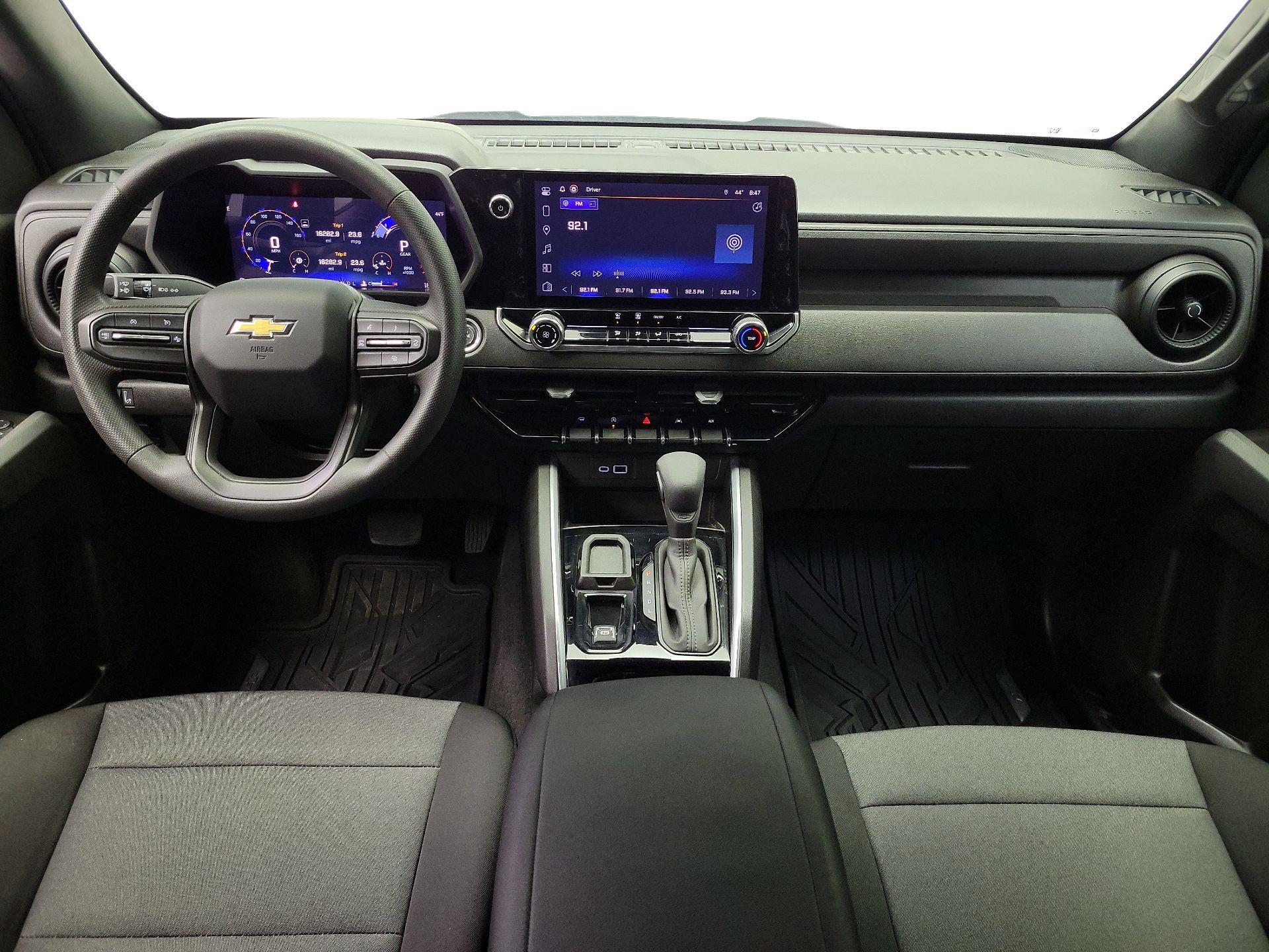 Thumbnail: 2024 Chevrolet Colorado - 9