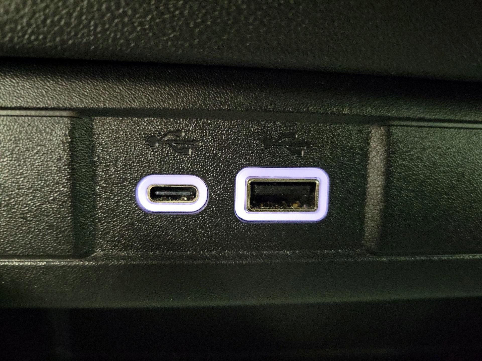 Thumbnail: 2024 Chevrolet Colorado - 16