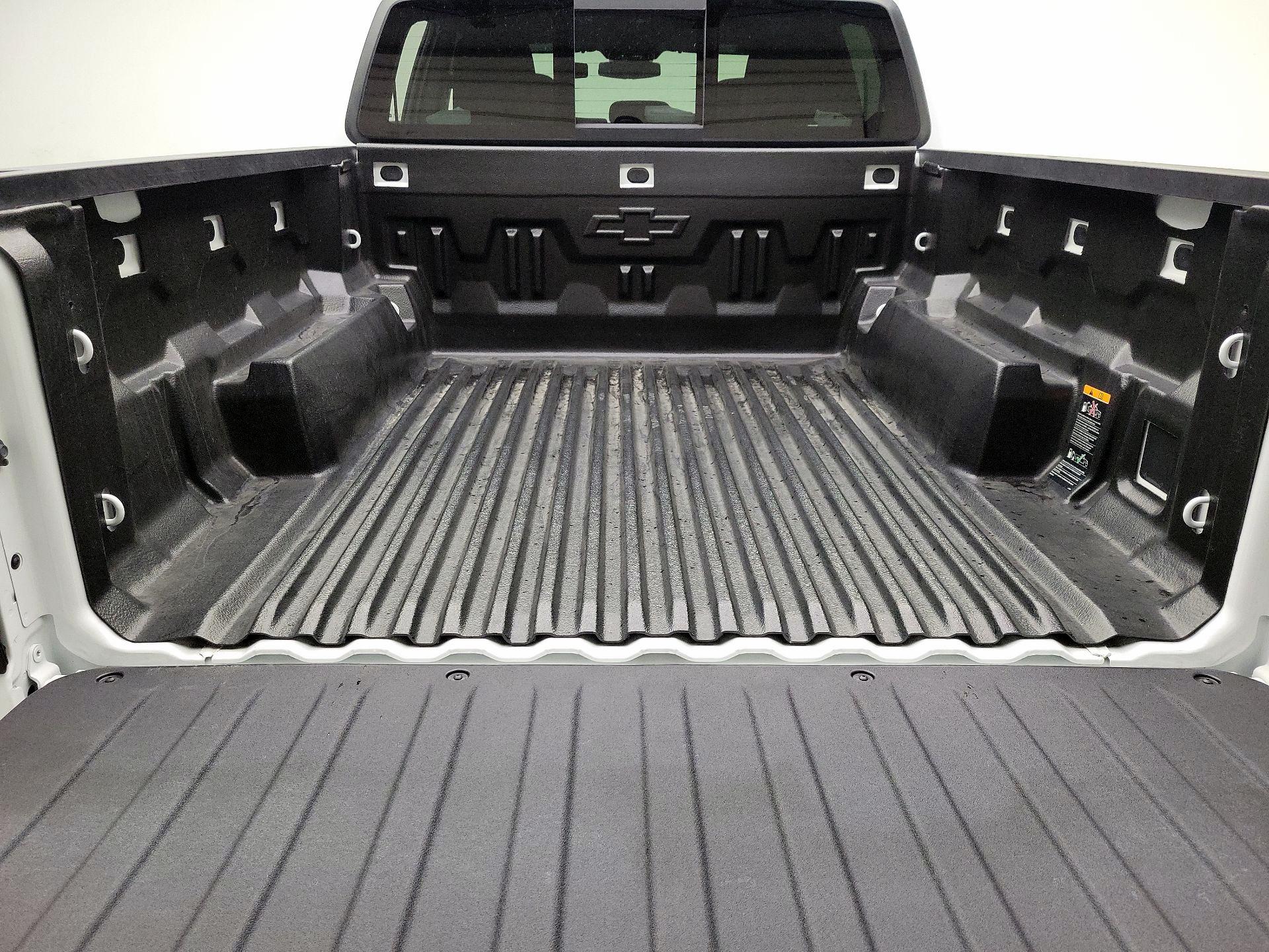 Thumbnail: 2024 Chevrolet Colorado - 18