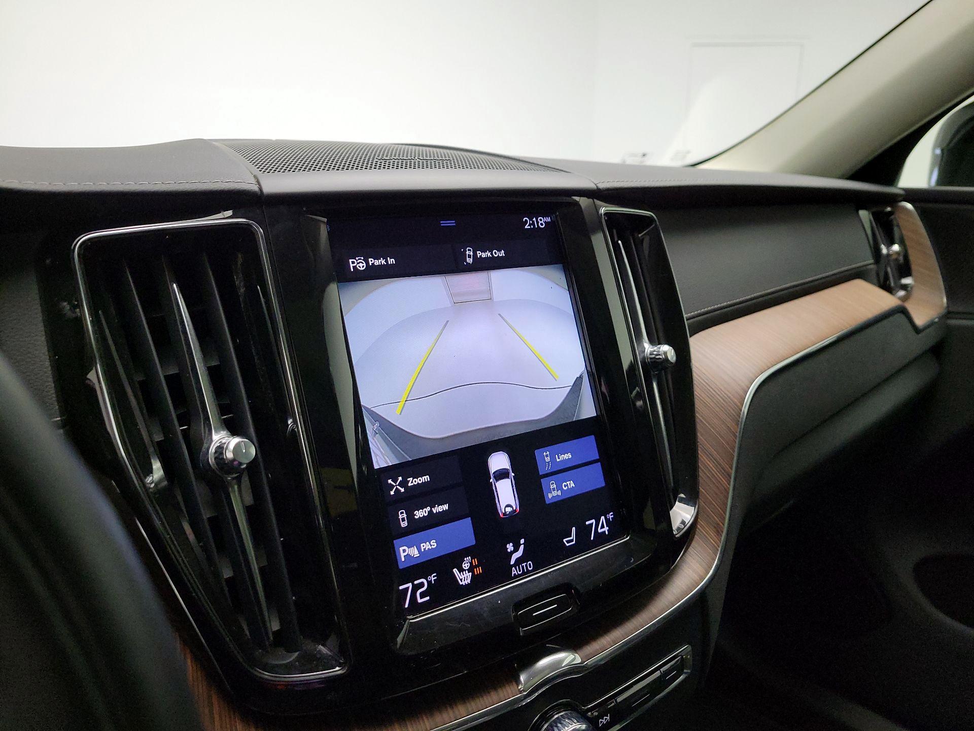 Thumbnail: 2019 Volvo XC60 - 14