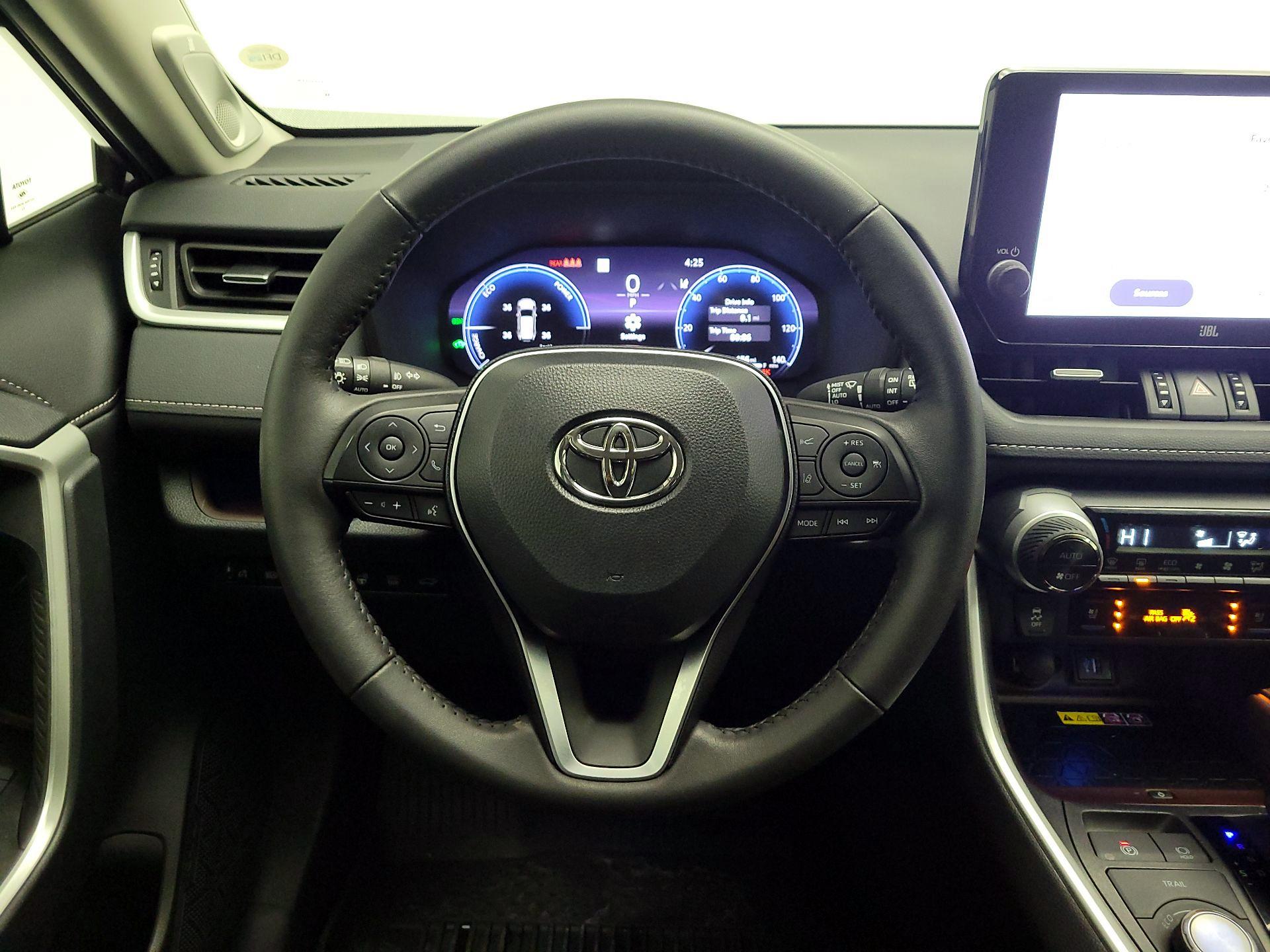 Thumbnail: 2024 Toyota RAV4 - 10