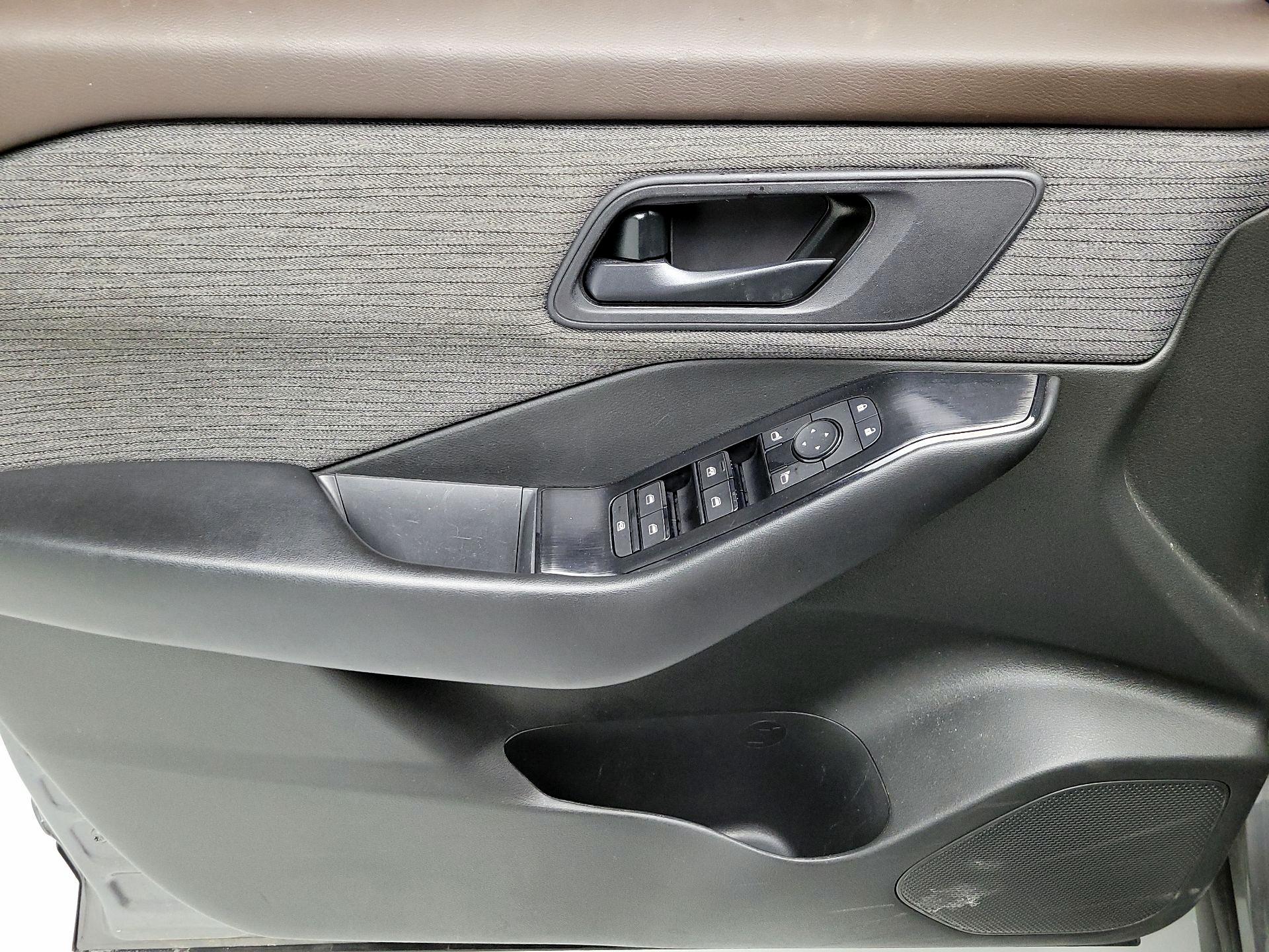 Thumbnail: 2023 Nissan Rogue - 12