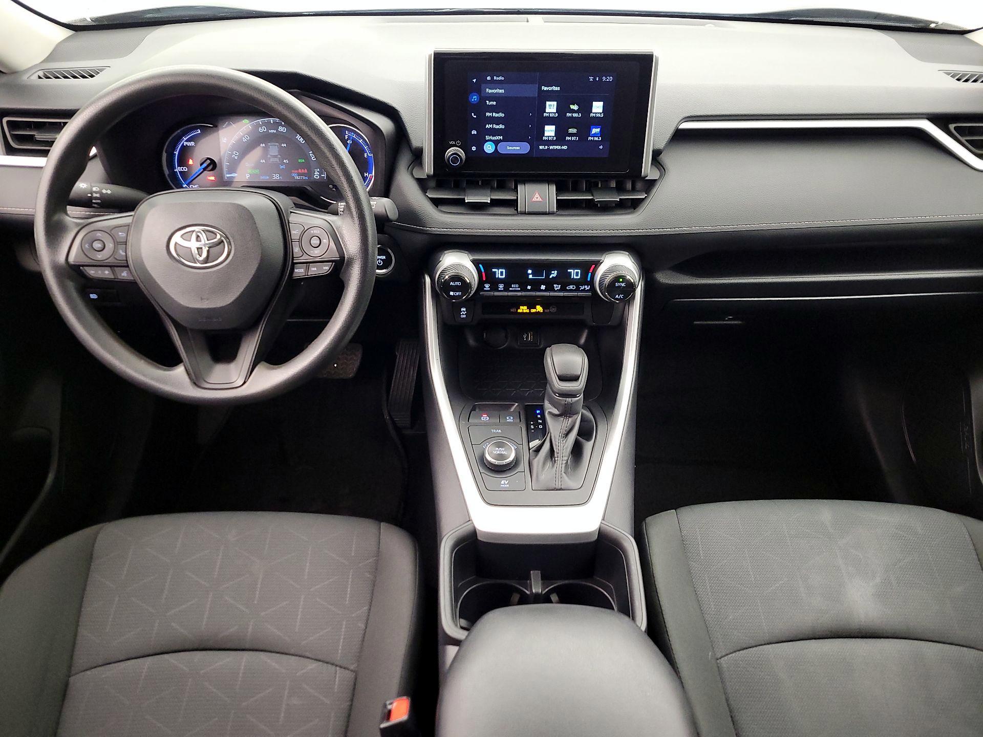 Thumbnail: 2025 Toyota RAV4 - 9