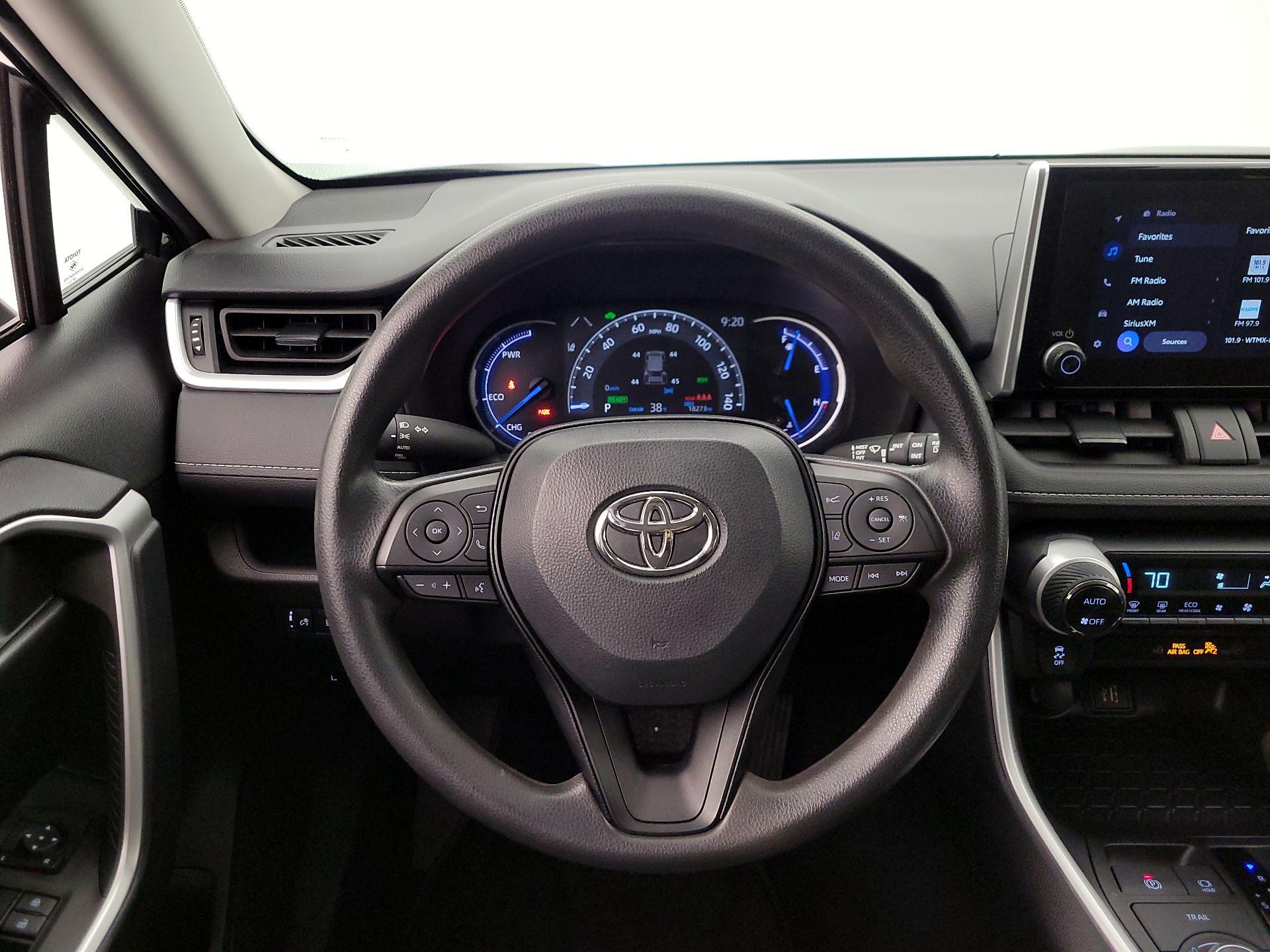 Thumbnail: 2025 Toyota RAV4 - 10