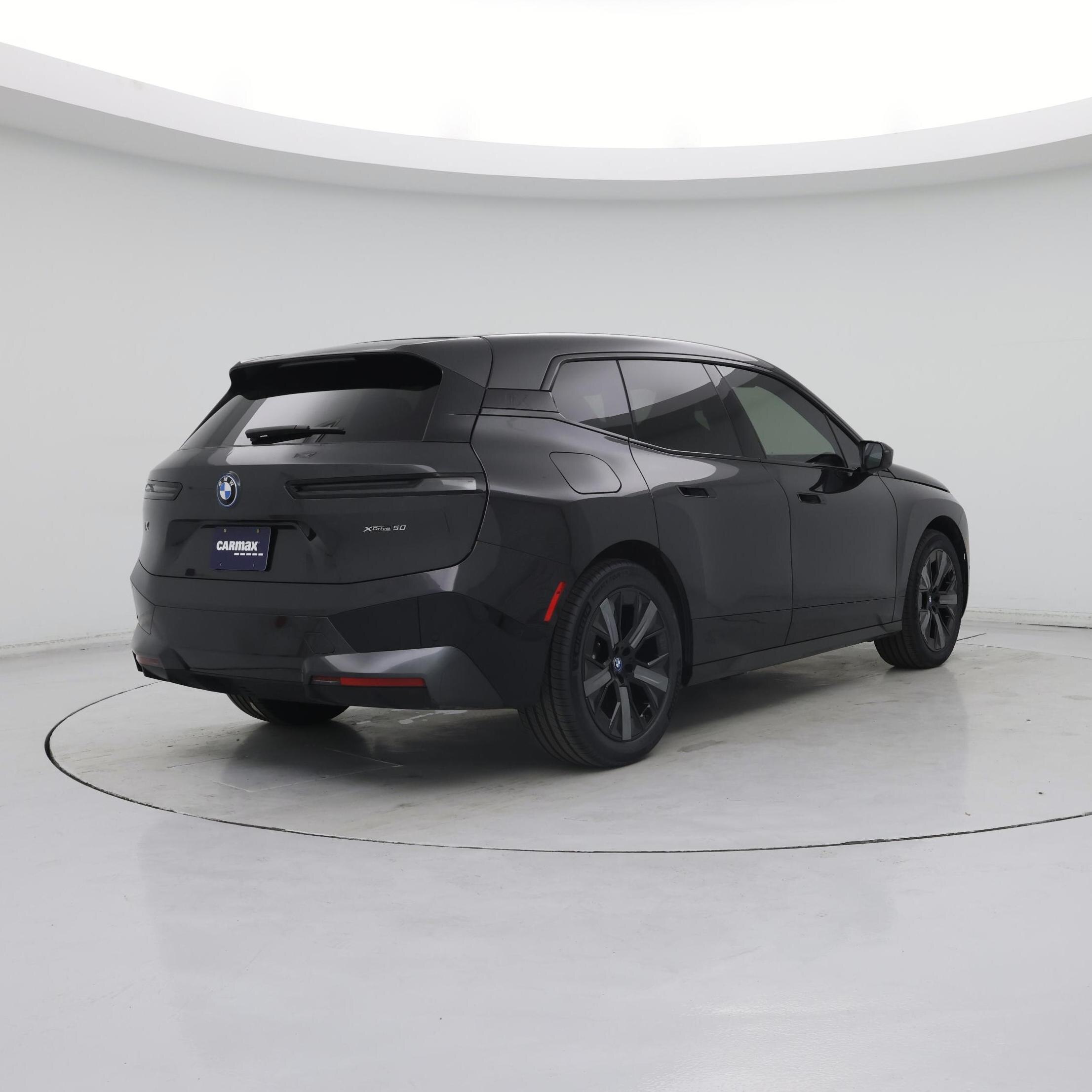 Thumbnail: 2022 BMW iX - 8