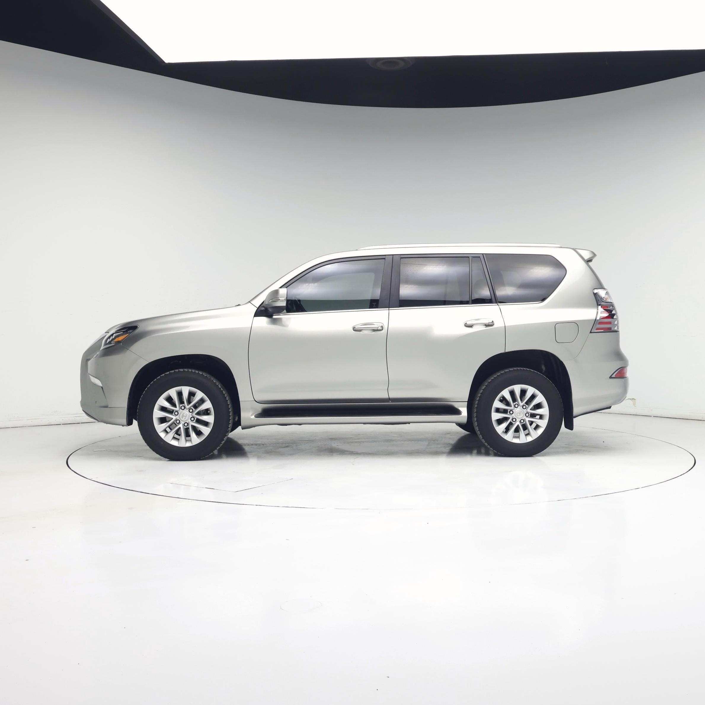 Thumbnail: 2023 Lexus GX - 3