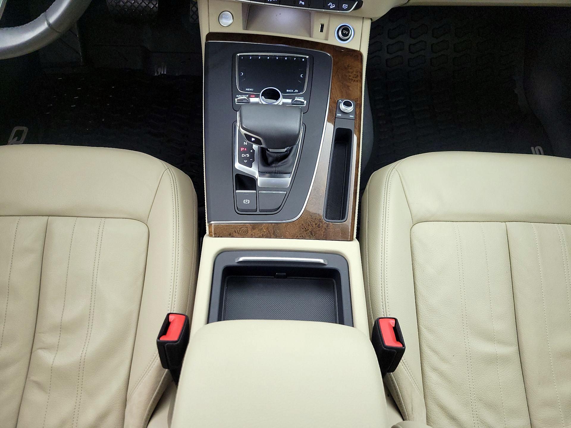 Thumbnail: 2018 Audi Q5 - 18