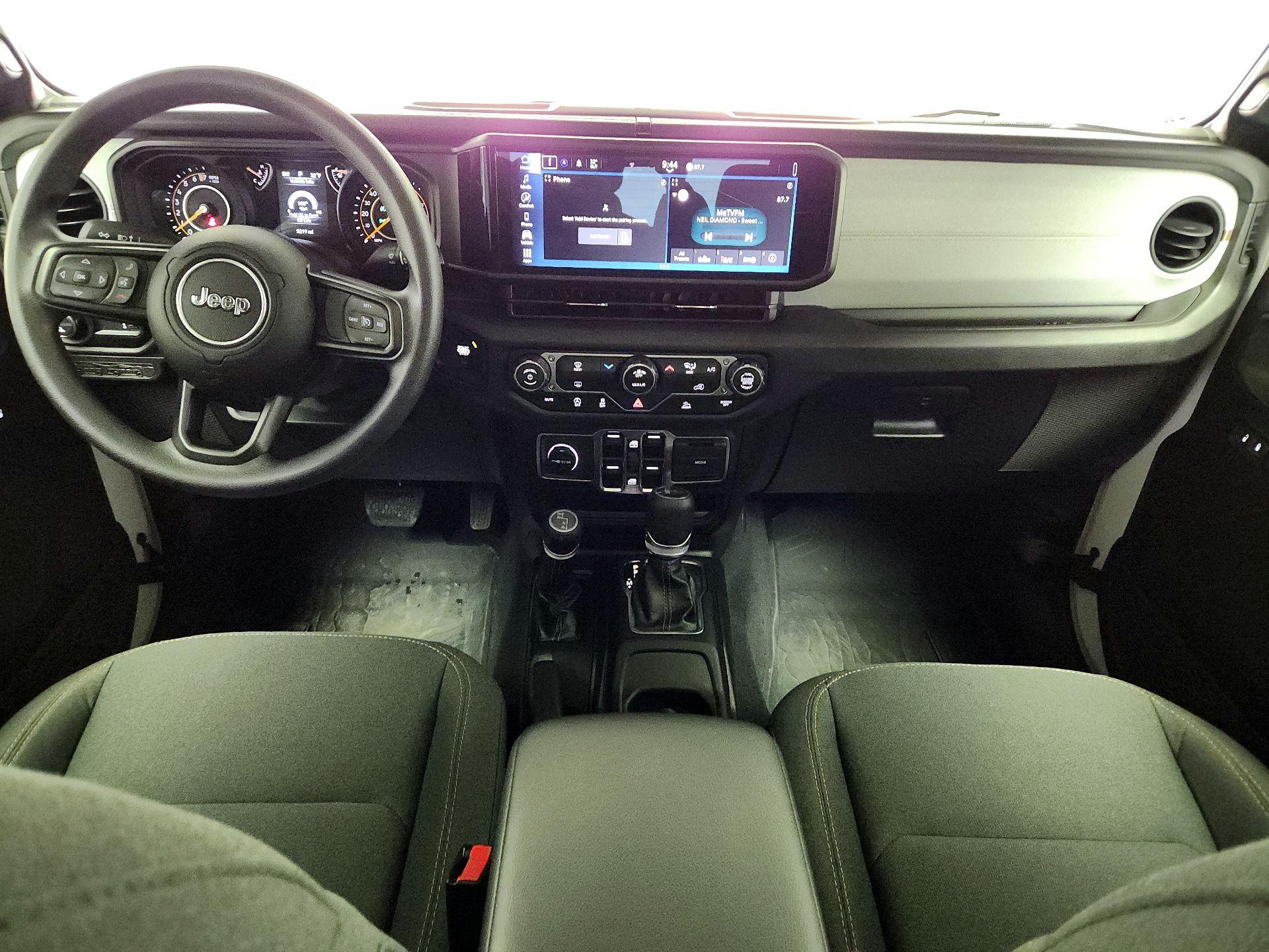 Thumbnail: 2025 Jeep Gladiator - 9