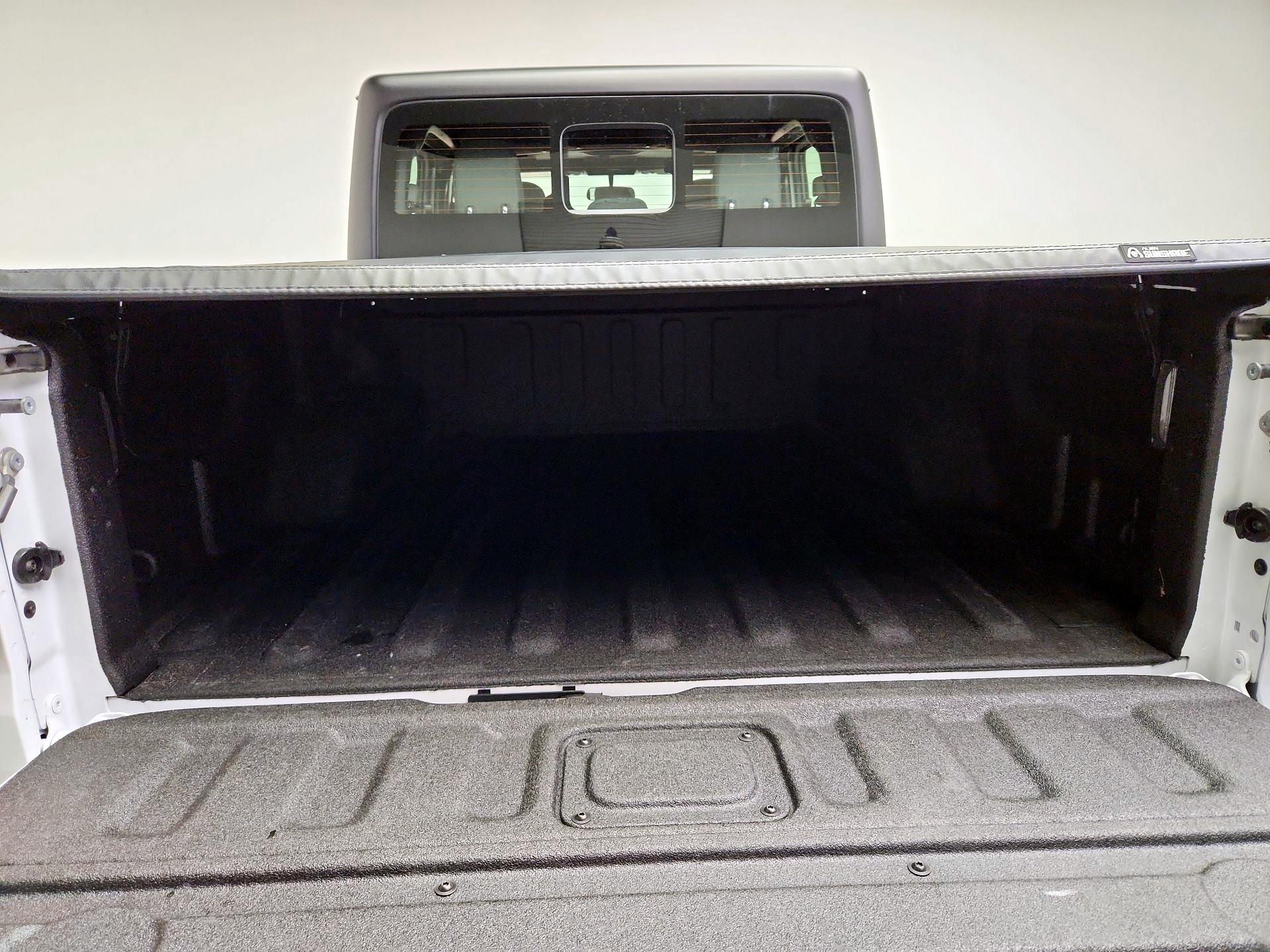 Thumbnail: 2025 Jeep Gladiator - 19