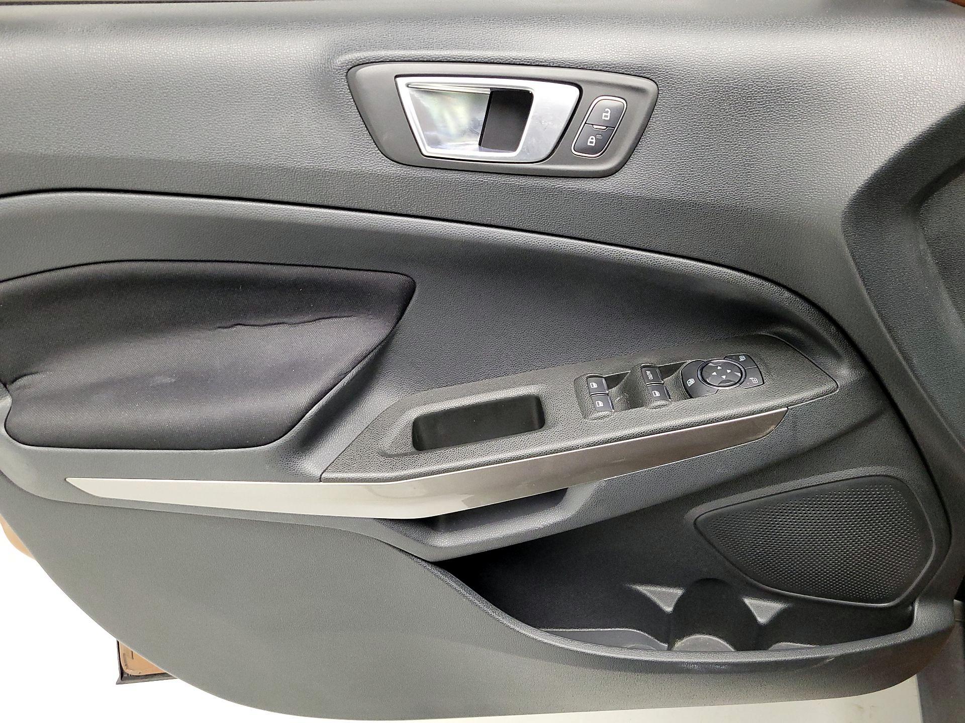 Thumbnail: 2019 Ford EcoSport - 12