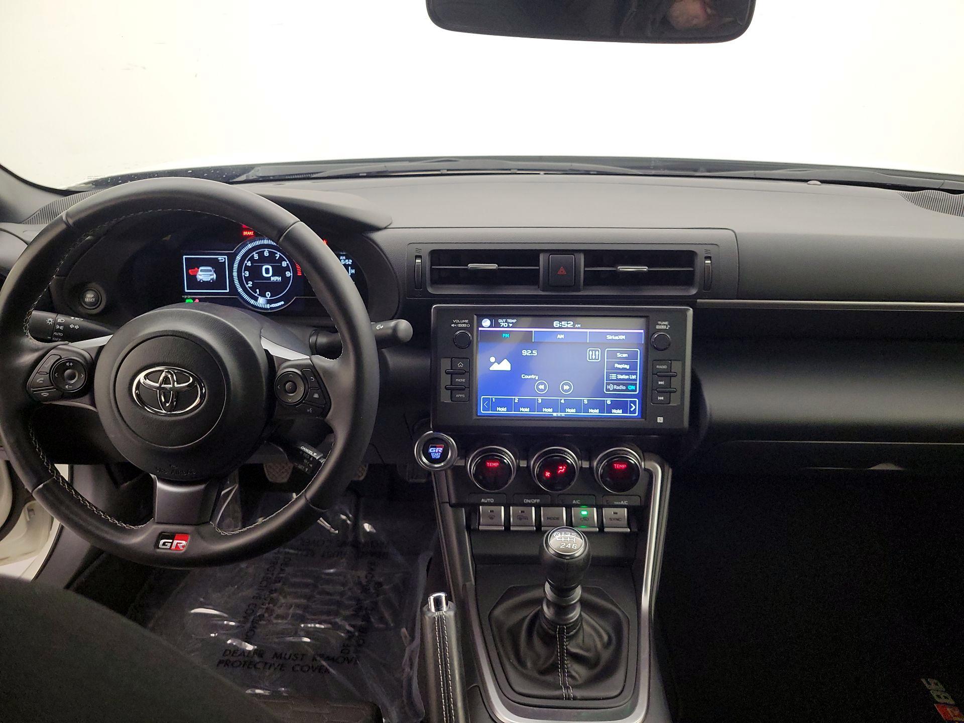 Thumbnail: 2024 Toyota GR86 - 9