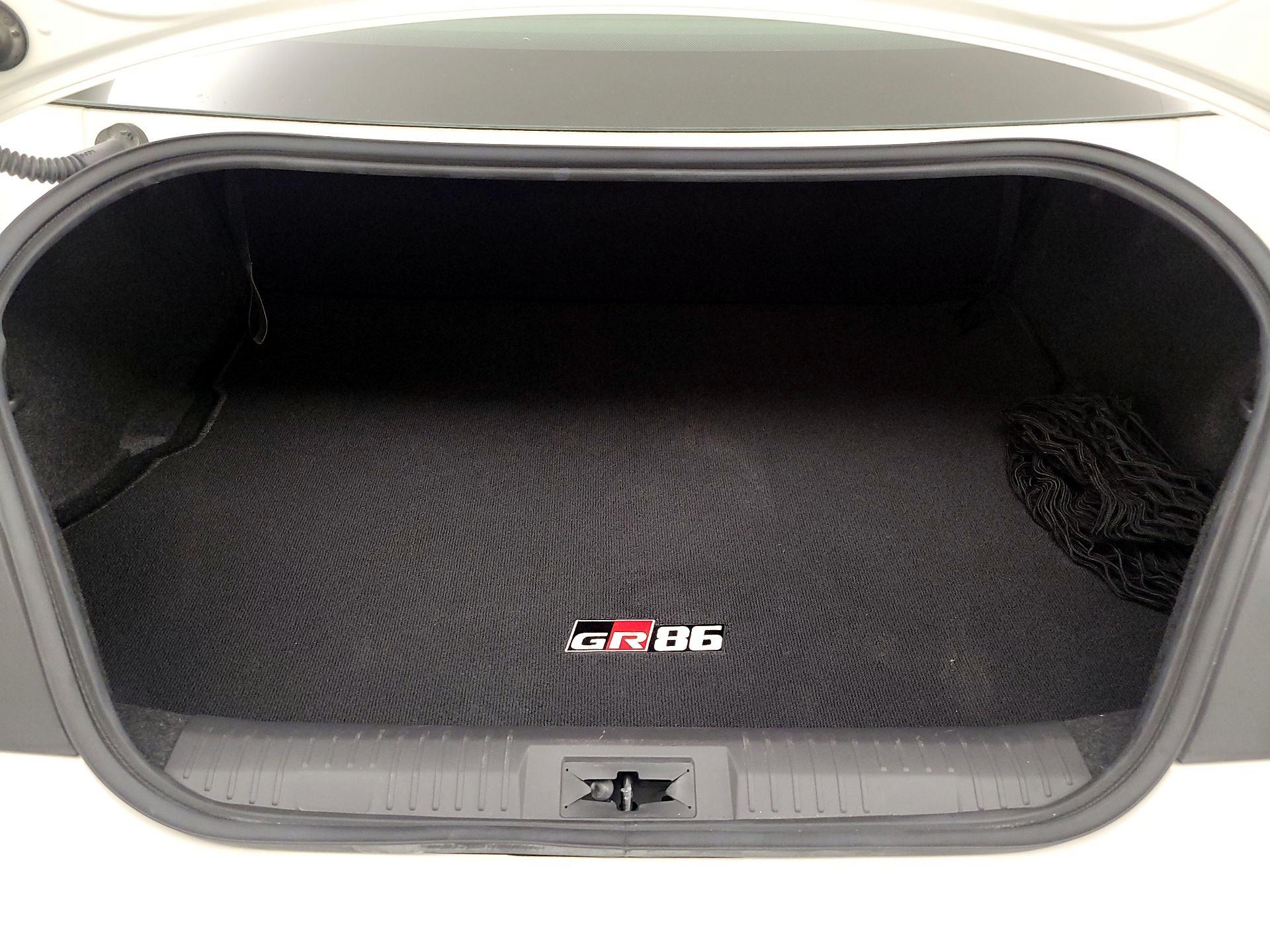 Thumbnail: 2024 Toyota GR86 - 20