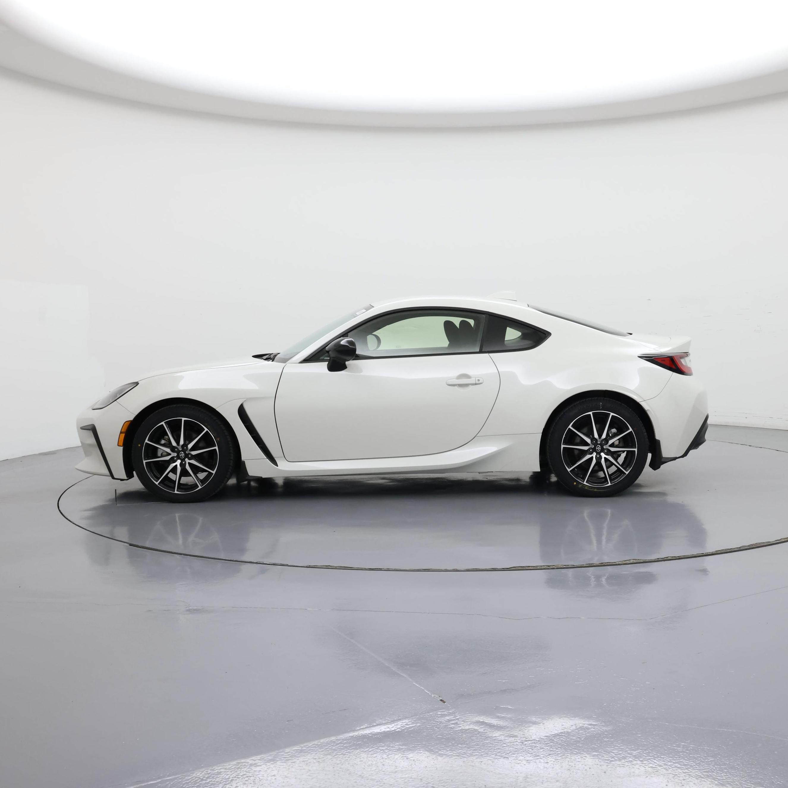 Thumbnail: 2024 Toyota GR86 - 3