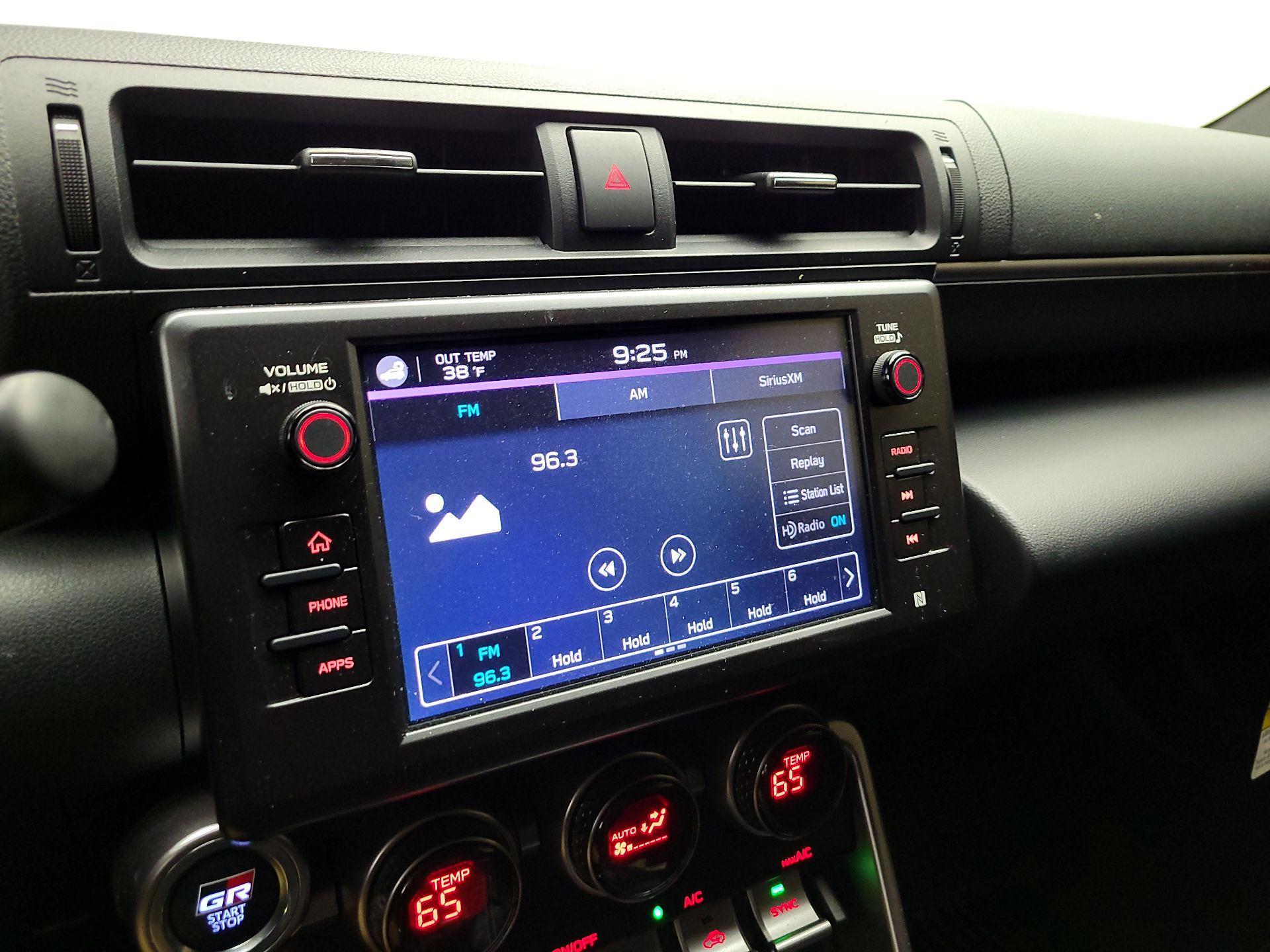 Thumbnail: 2025 Toyota GR86 - 14