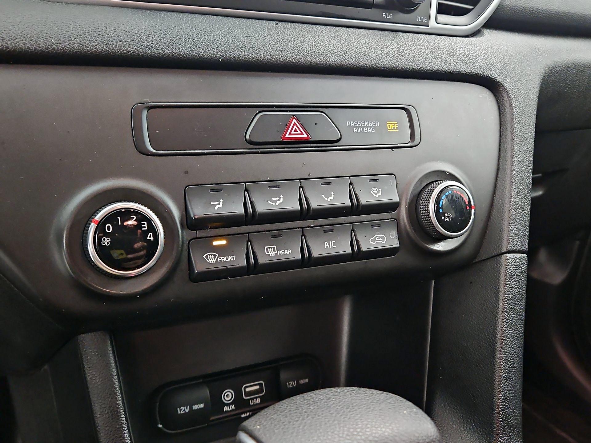 Thumbnail: 2018 Kia Sportage - 16