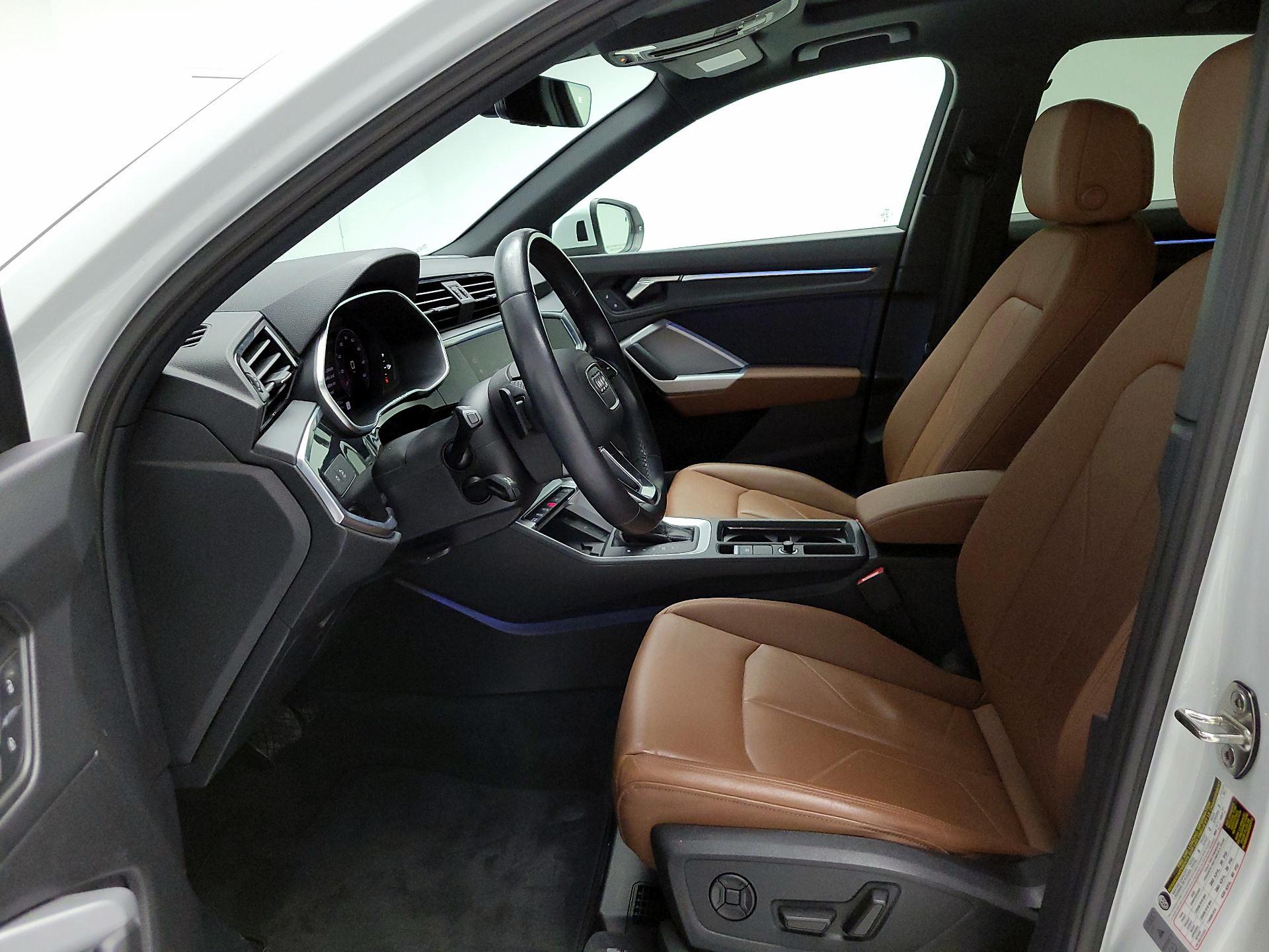 Thumbnail: 2024 Audi Q3 - 11