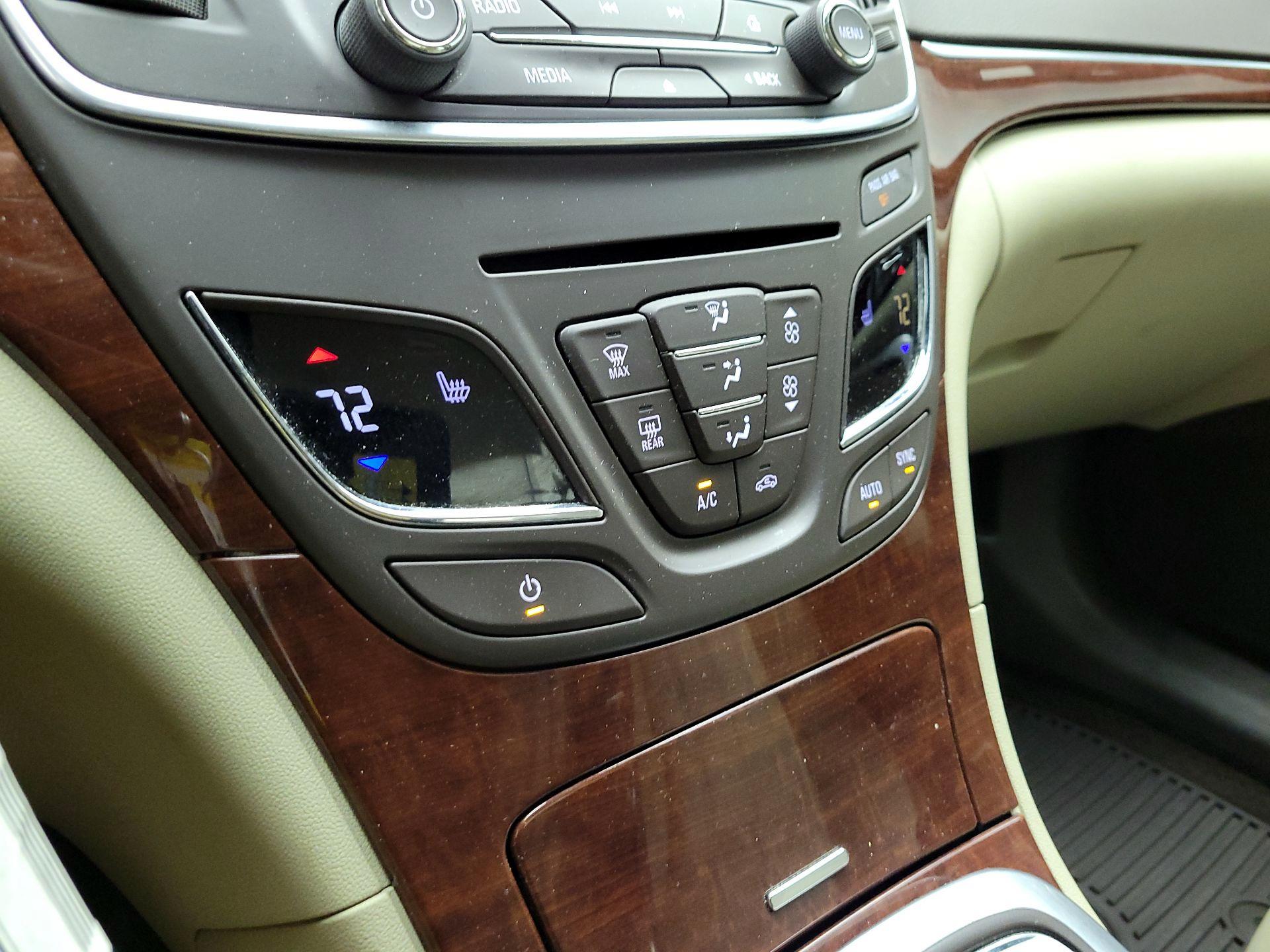 Thumbnail: 2016 Buick Regal - 15