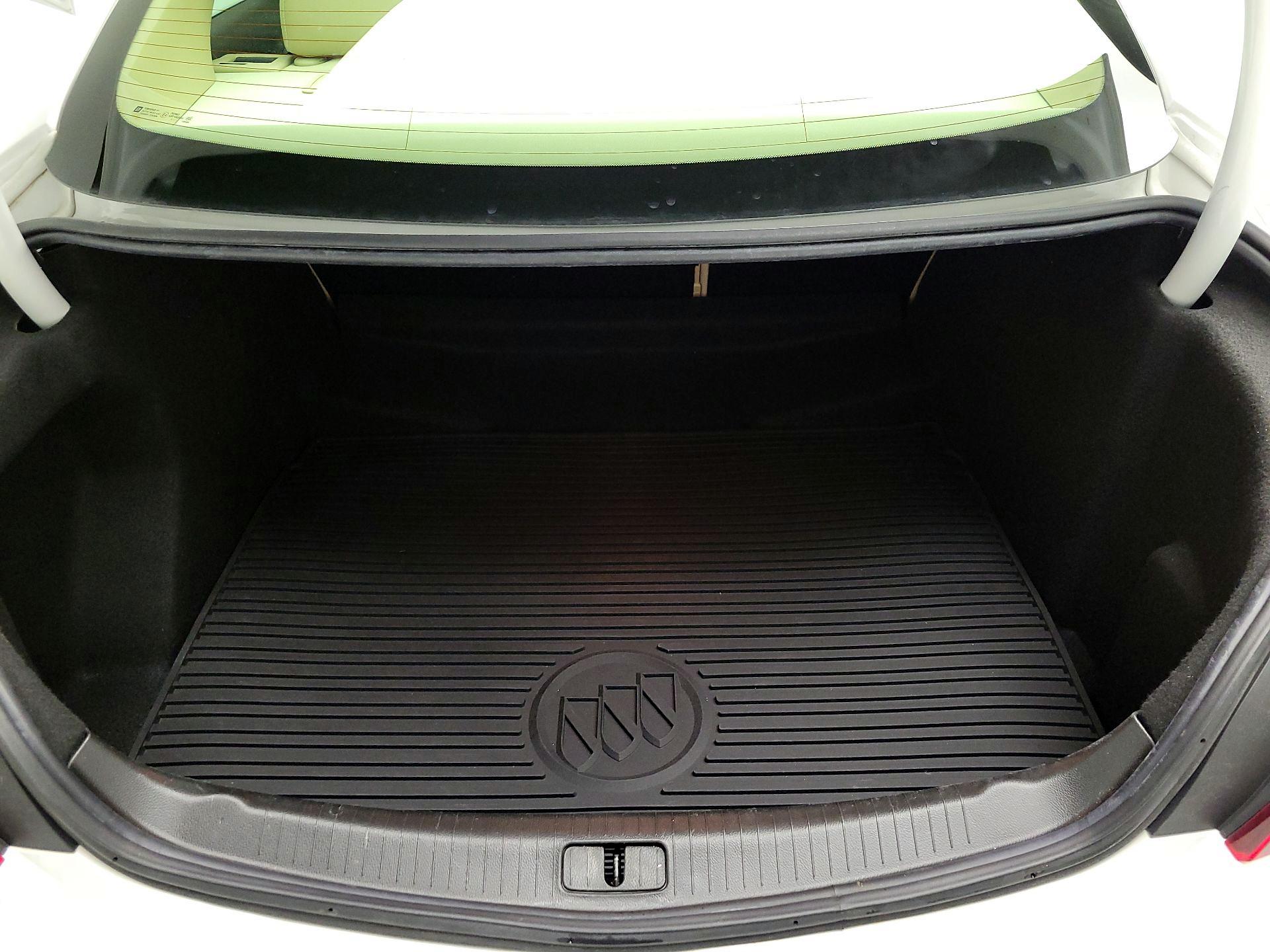 Thumbnail: 2016 Buick Regal - 19