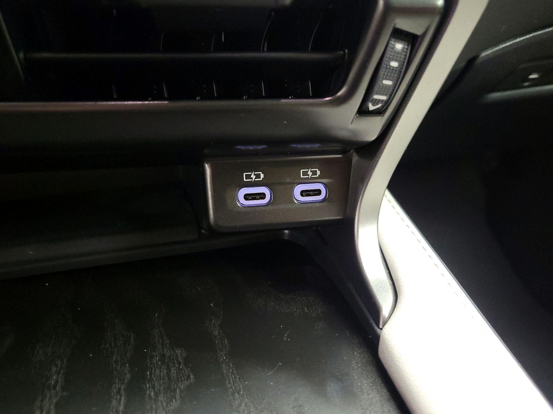 Thumbnail: 2023 Lexus RX - 16