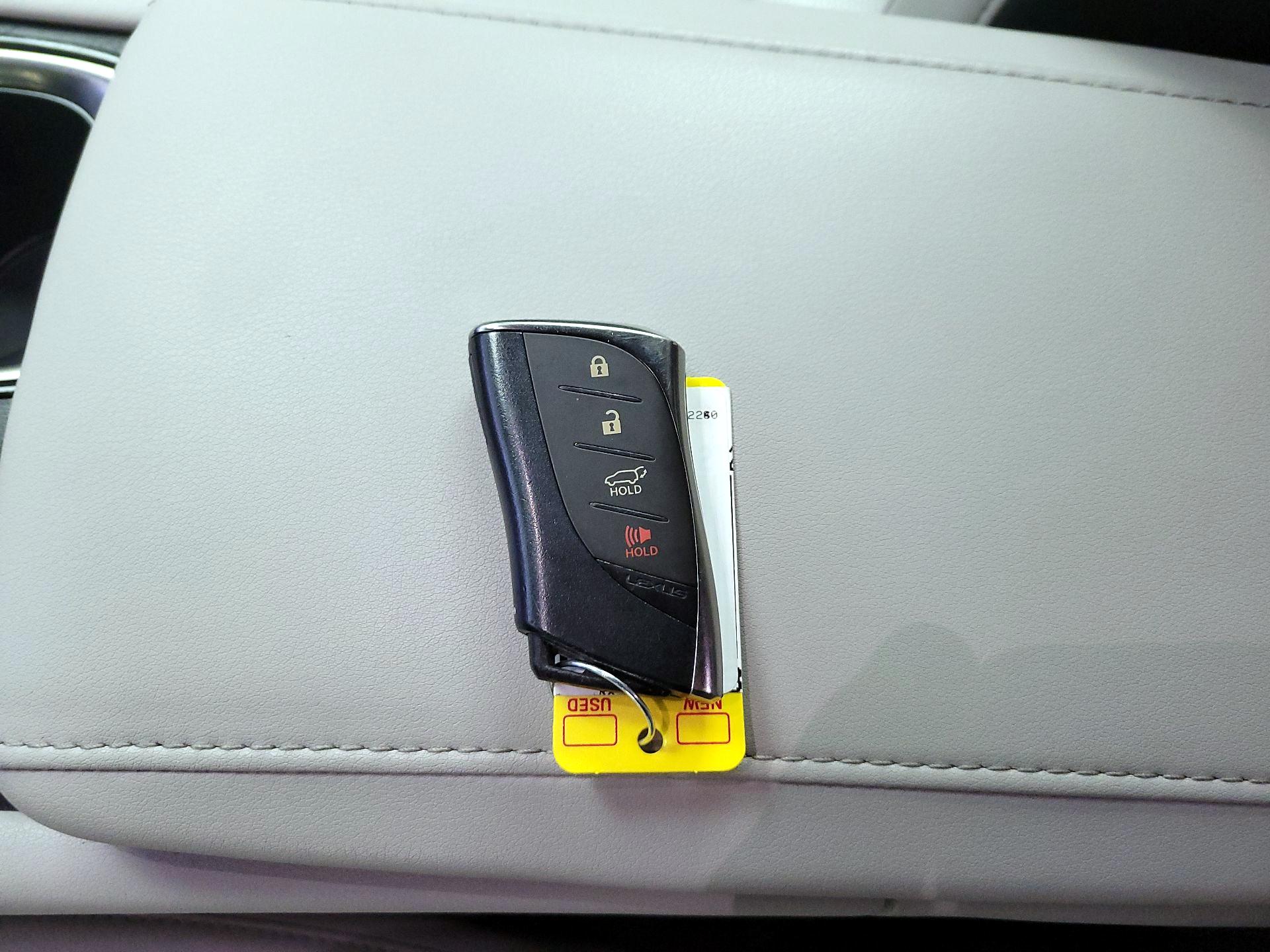 Thumbnail: 2023 Lexus RX - 19