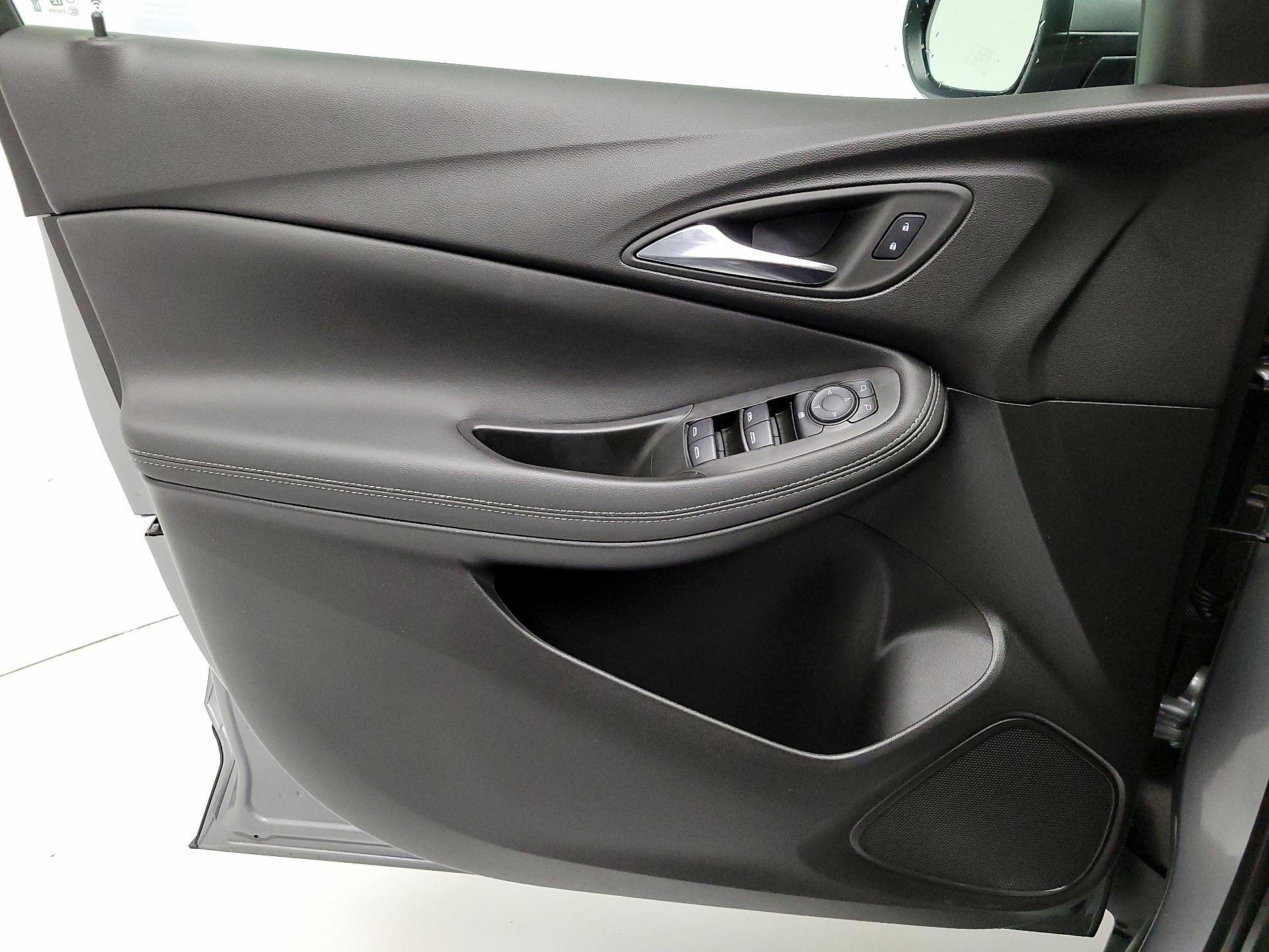 Thumbnail: 2023 Buick Encore GX - 12