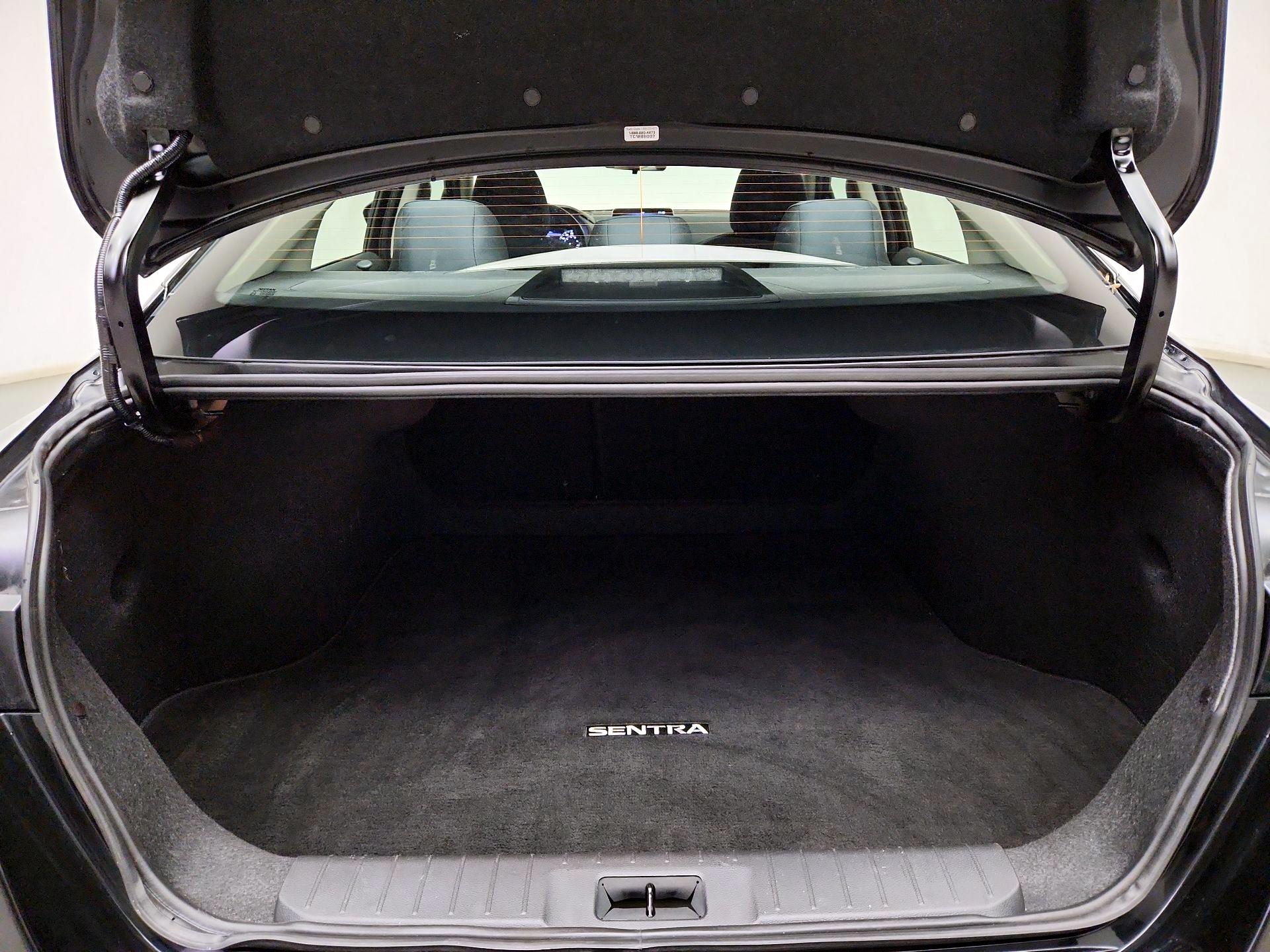 Thumbnail: 2024 Nissan Sentra - 20