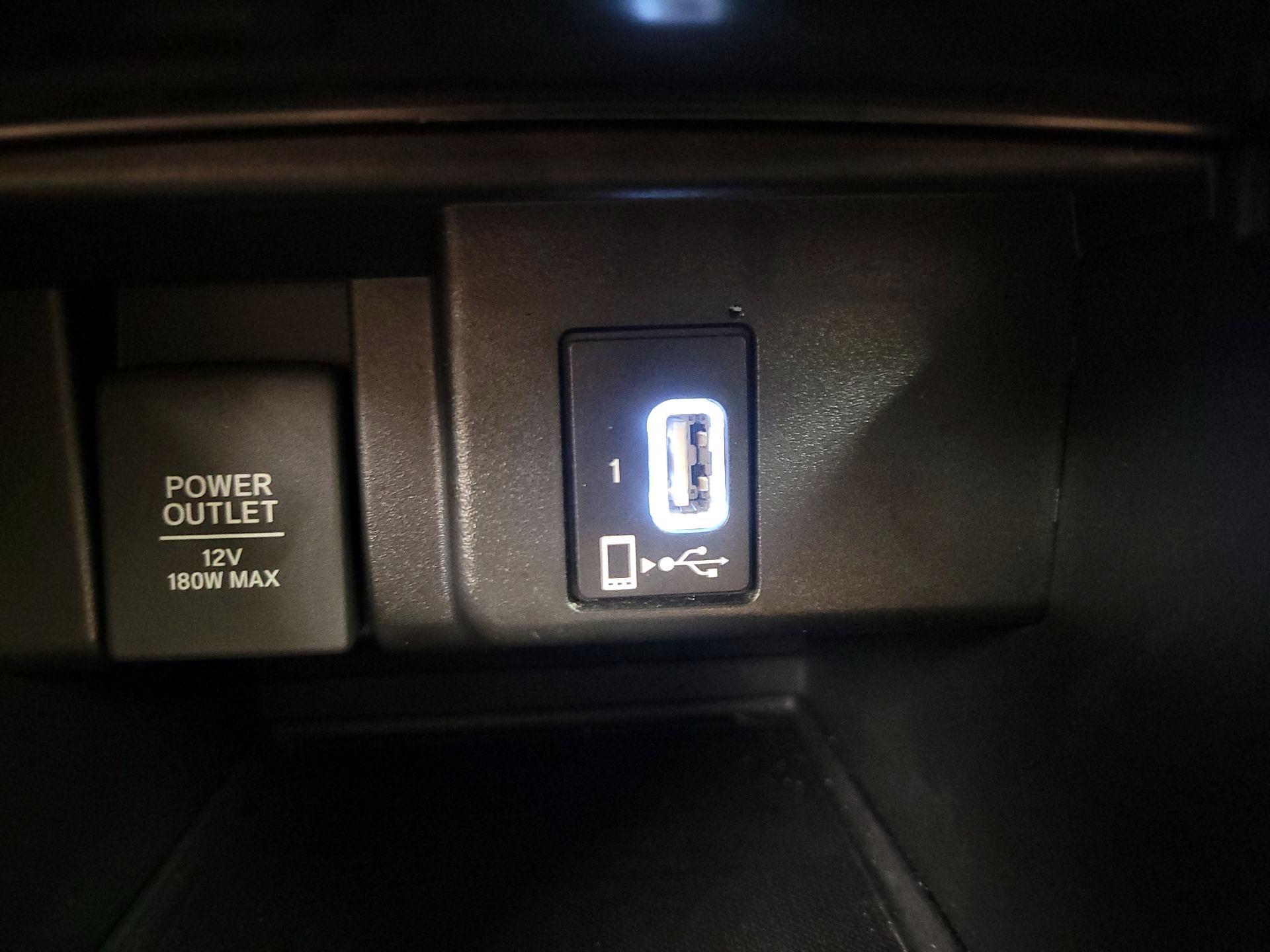 Thumbnail: 2019 Honda Accord - 18