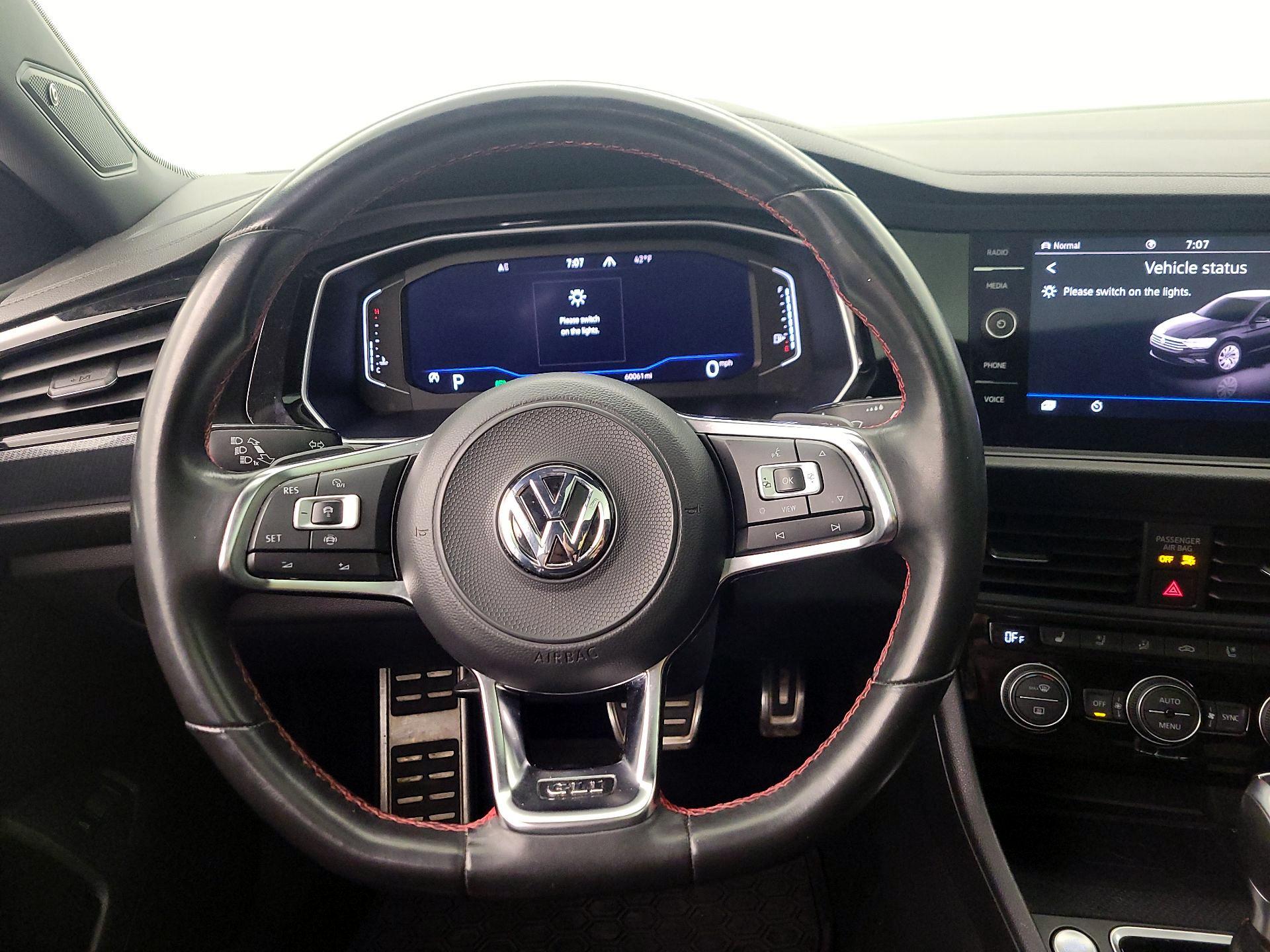 Thumbnail: 2021 Volkswagen Jetta - 10