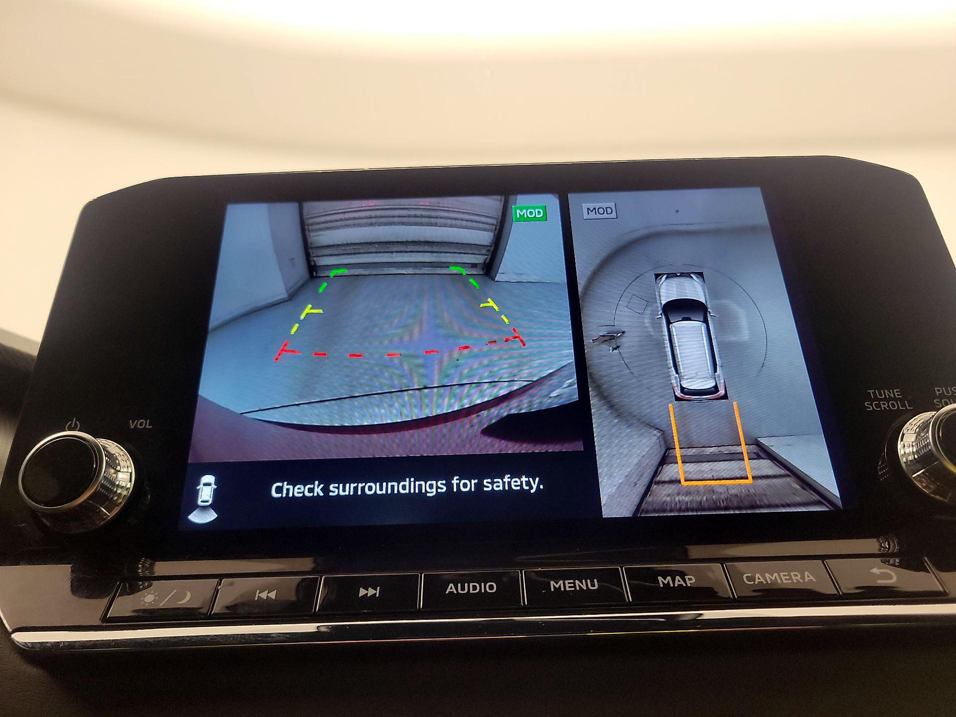 Thumbnail: 2024 Mitsubishi Outlander - 15