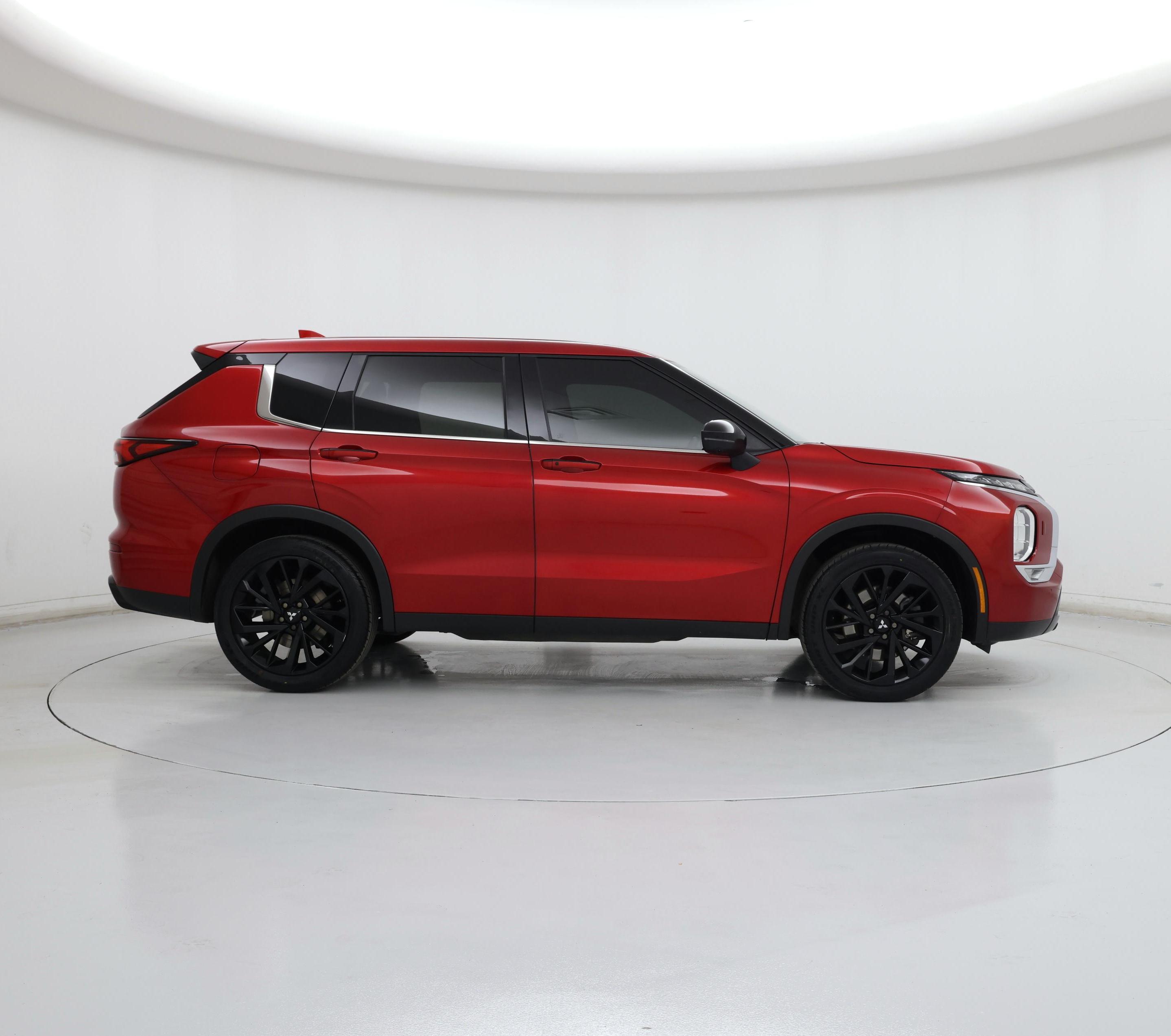 Thumbnail: 2024 Mitsubishi Outlander - 7