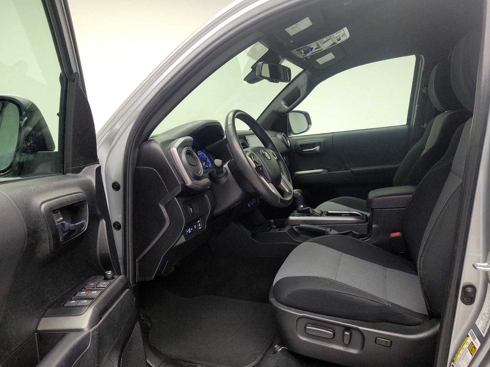 Thumbnail: 2023 Toyota Tacoma - 11