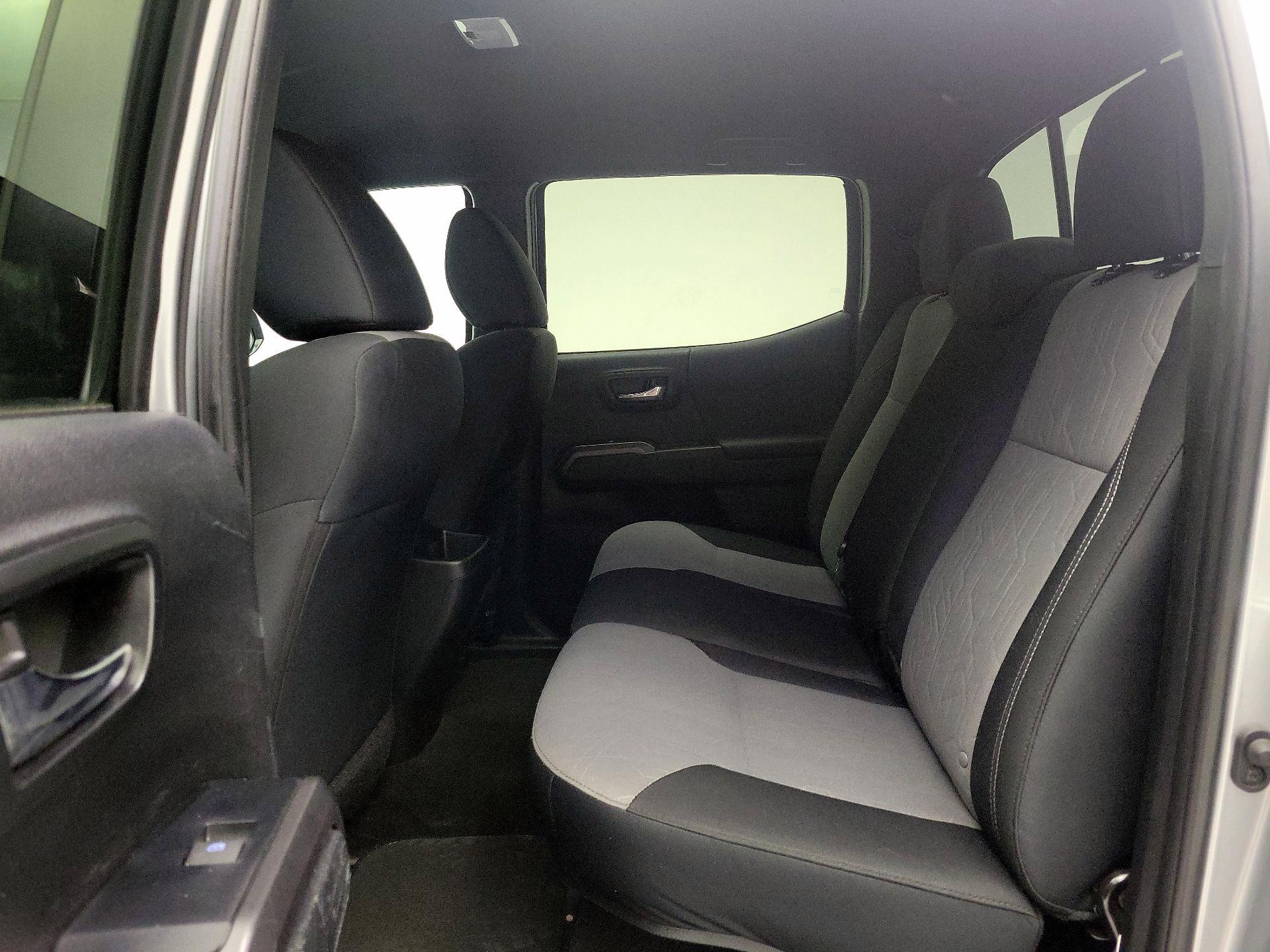 Thumbnail: 2023 Toyota Tacoma - 19