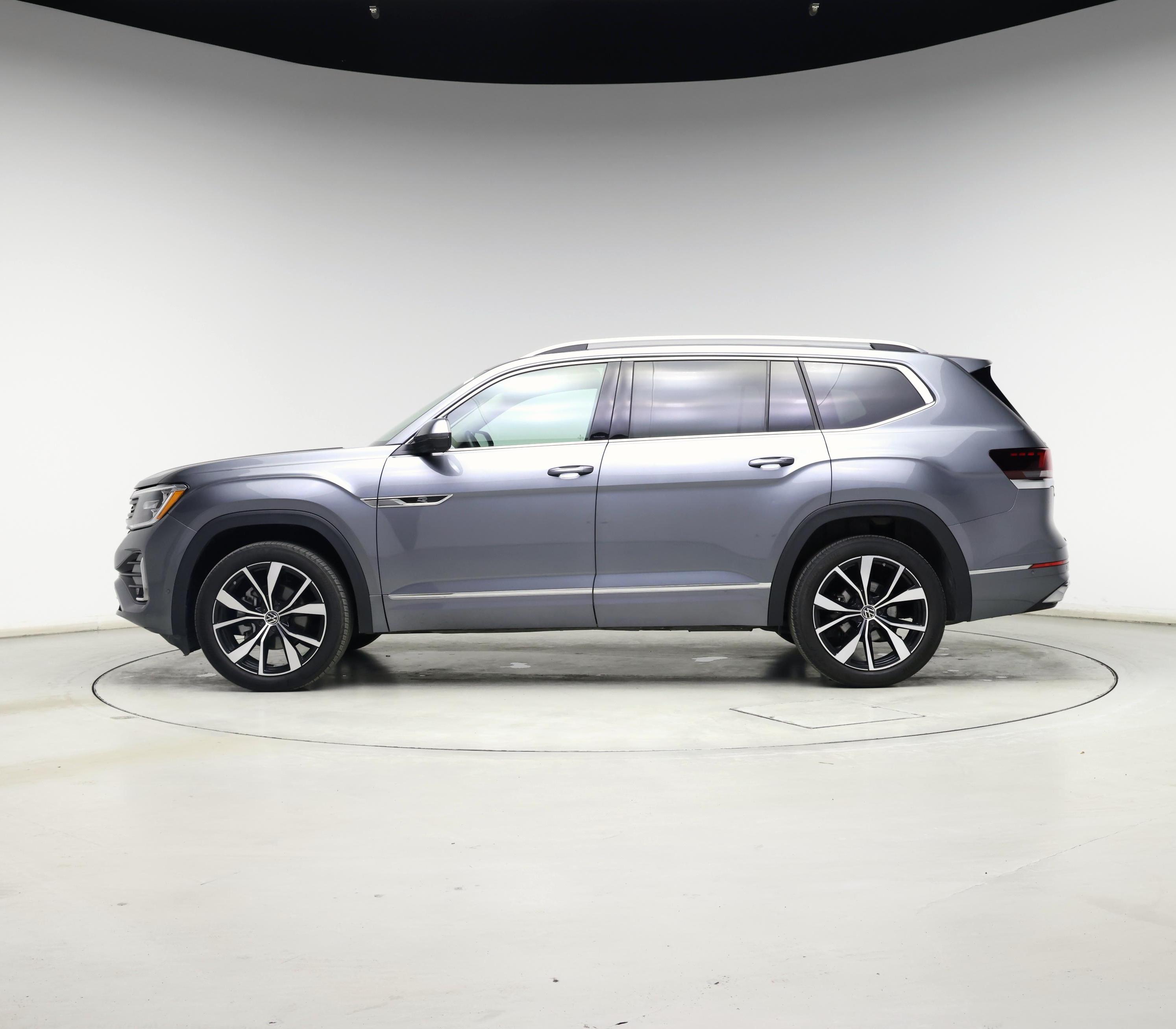 Thumbnail: 2024 Volkswagen Atlas - 3