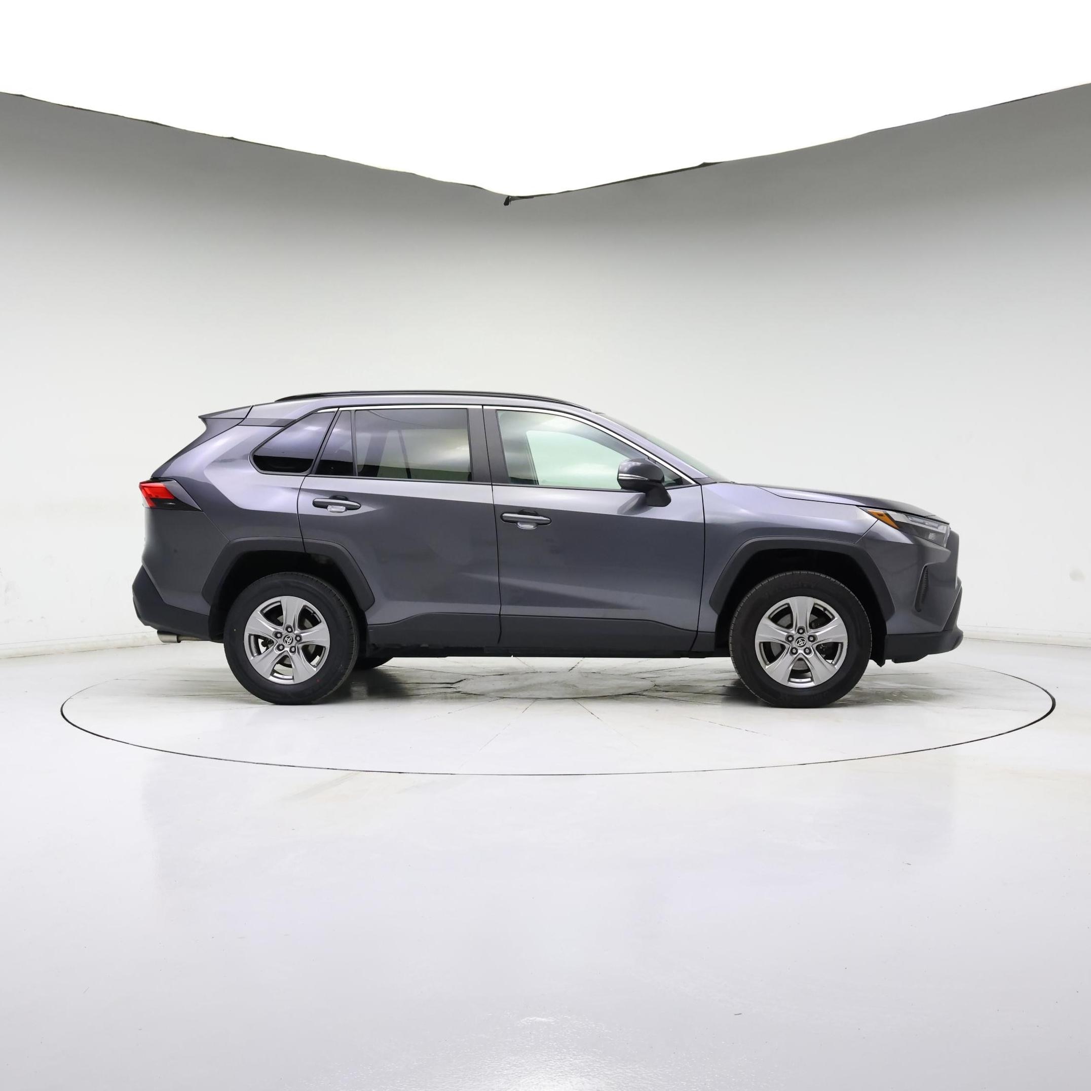 Thumbnail: 2022 Toyota RAV4 - 7