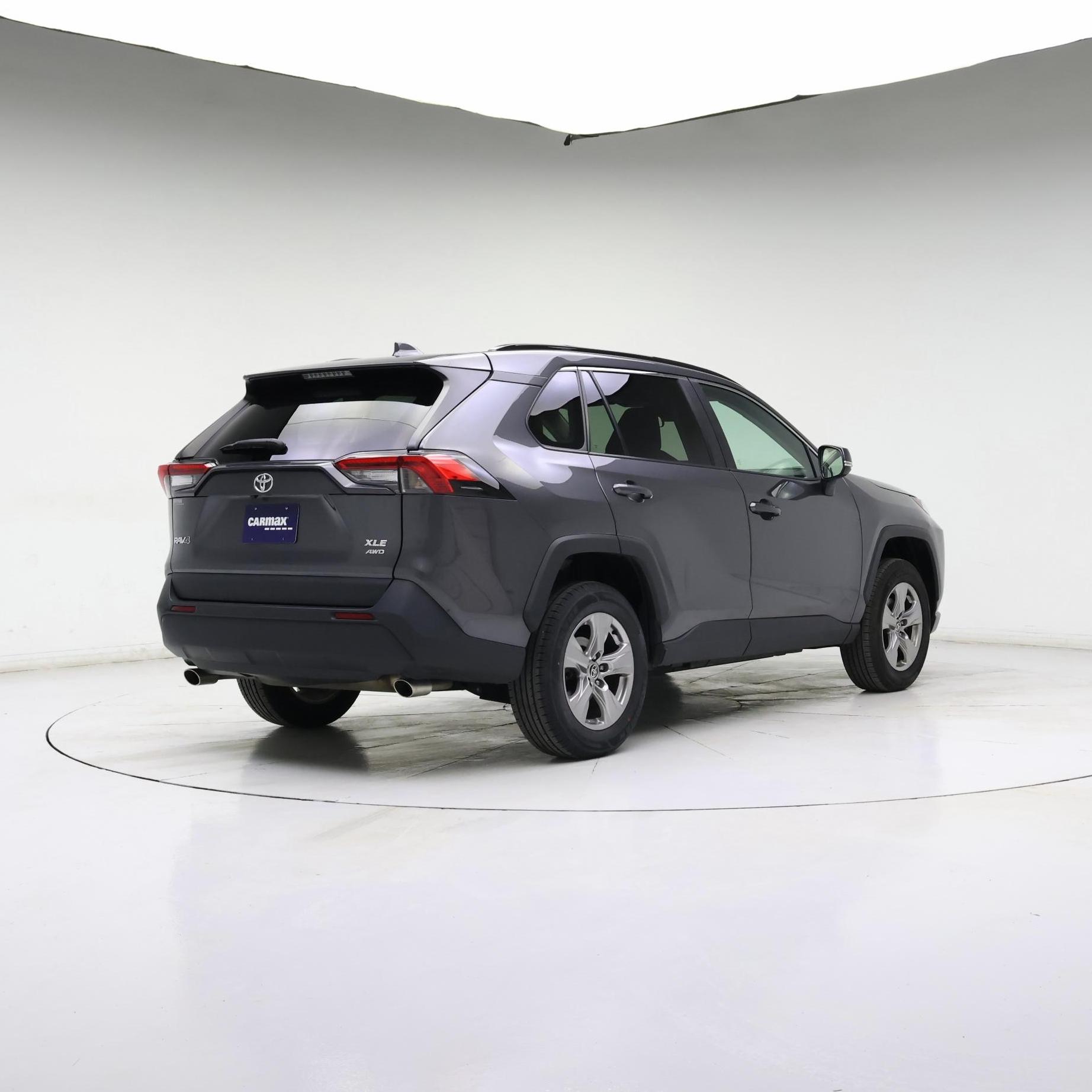 Thumbnail: 2022 Toyota RAV4 - 8