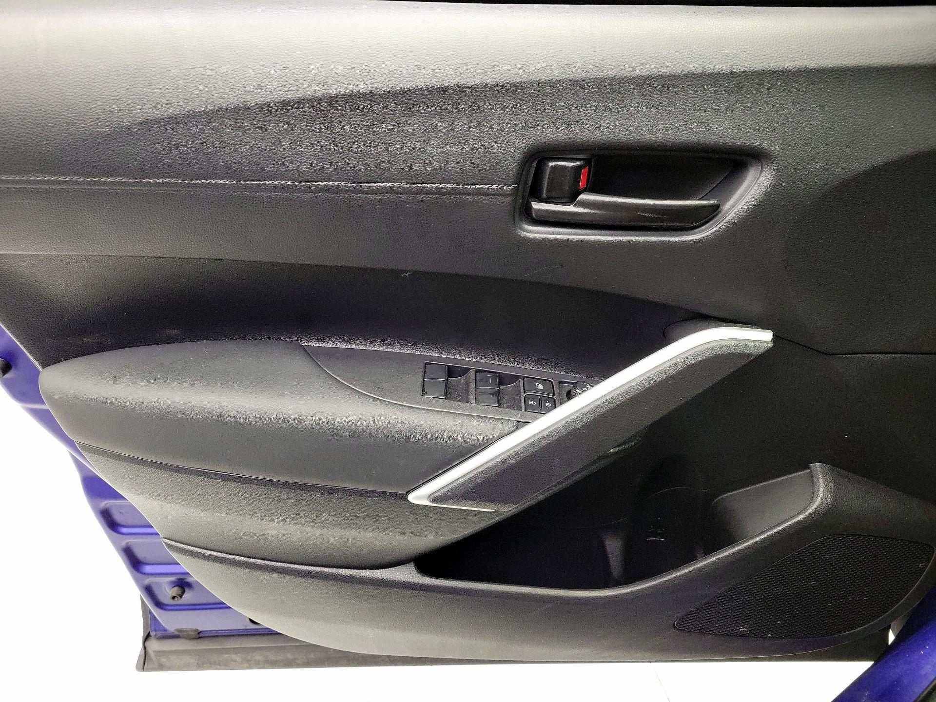 Thumbnail: 2023 Toyota Corolla Cross - 12