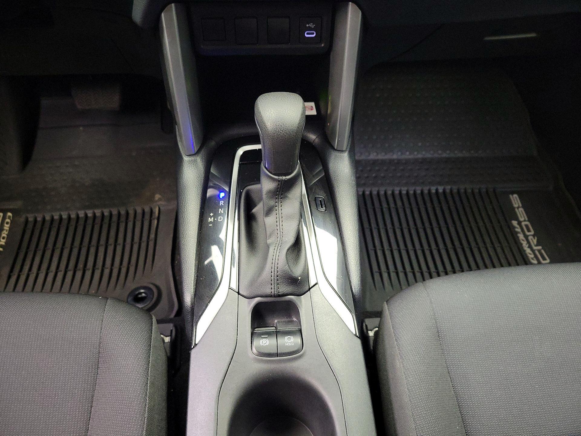 Thumbnail: 2023 Toyota Corolla Cross - 16