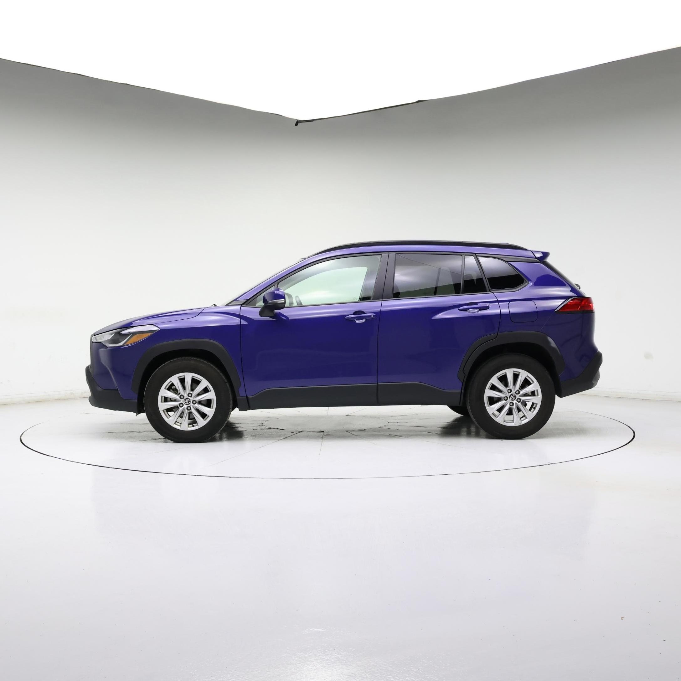 Thumbnail: 2023 Toyota Corolla Cross - 3