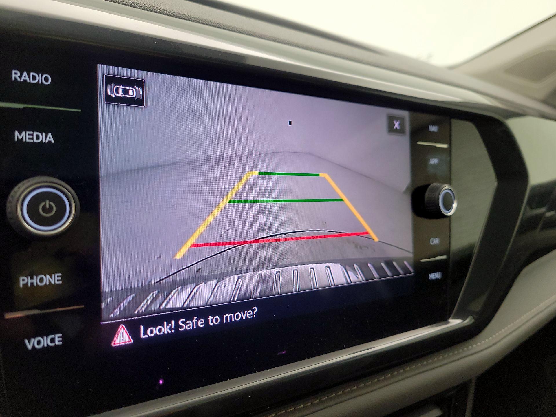 Thumbnail: 2023 Volkswagen Taos - 15