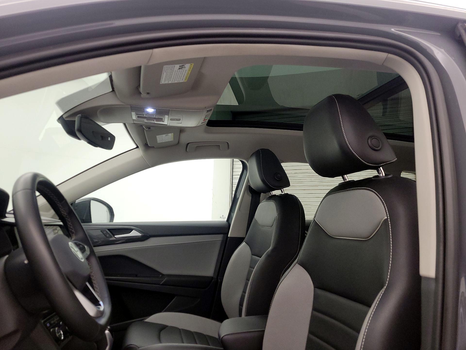 Thumbnail: 2023 Volkswagen Taos - 20