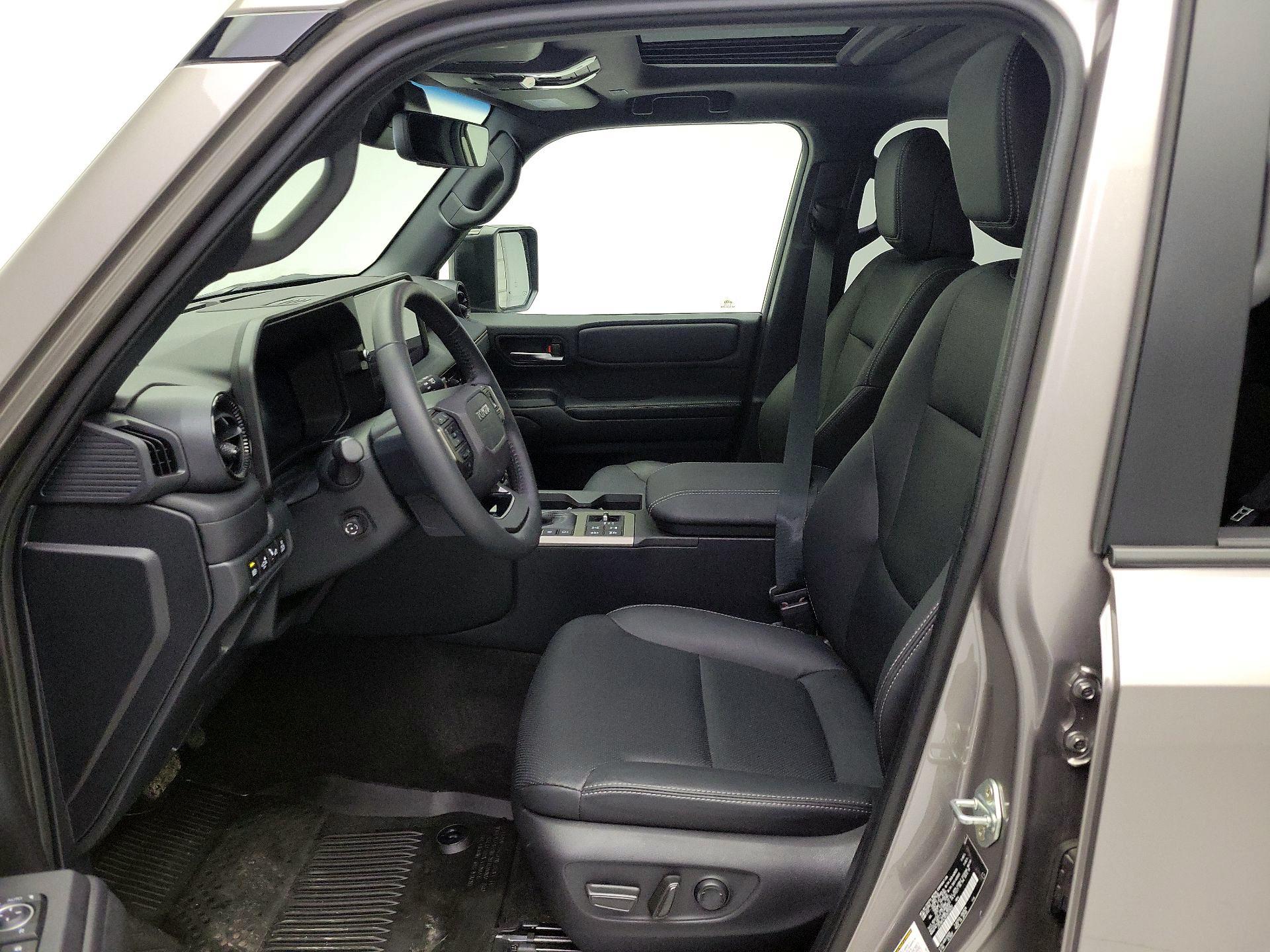 Thumbnail: 2025 Toyota Land Cruiser - 11