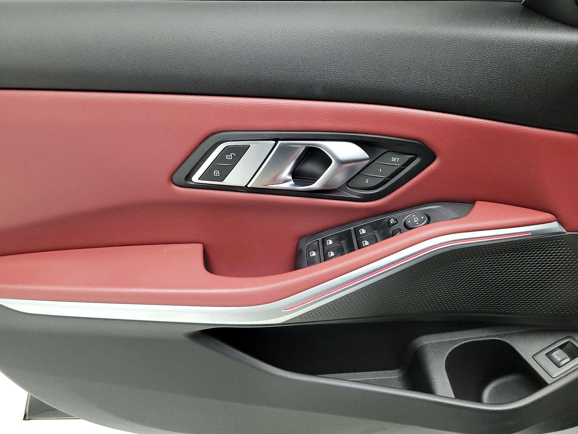 Thumbnail: 2023 BMW 3 Series - 12