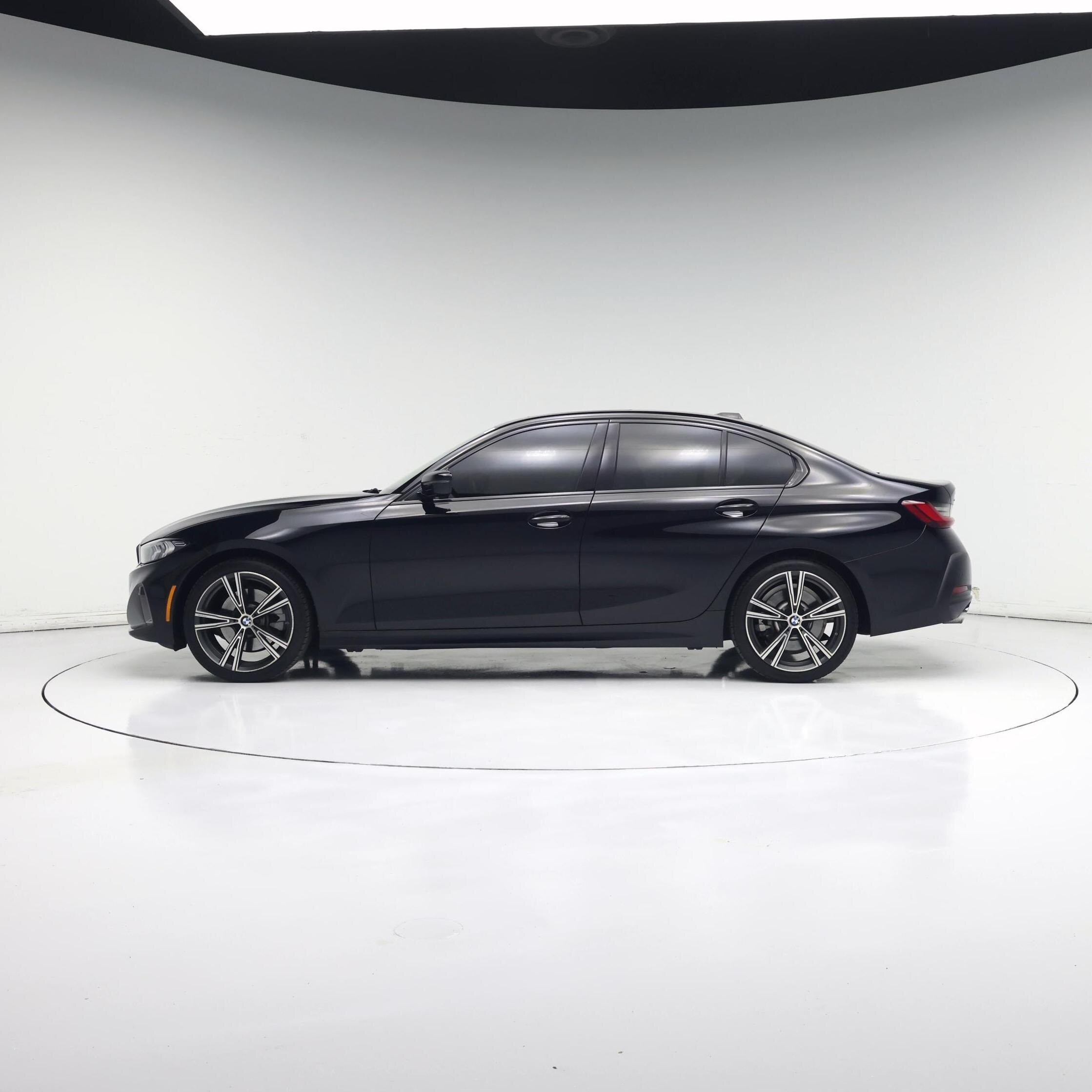 Thumbnail: 2023 BMW 3 Series - 3