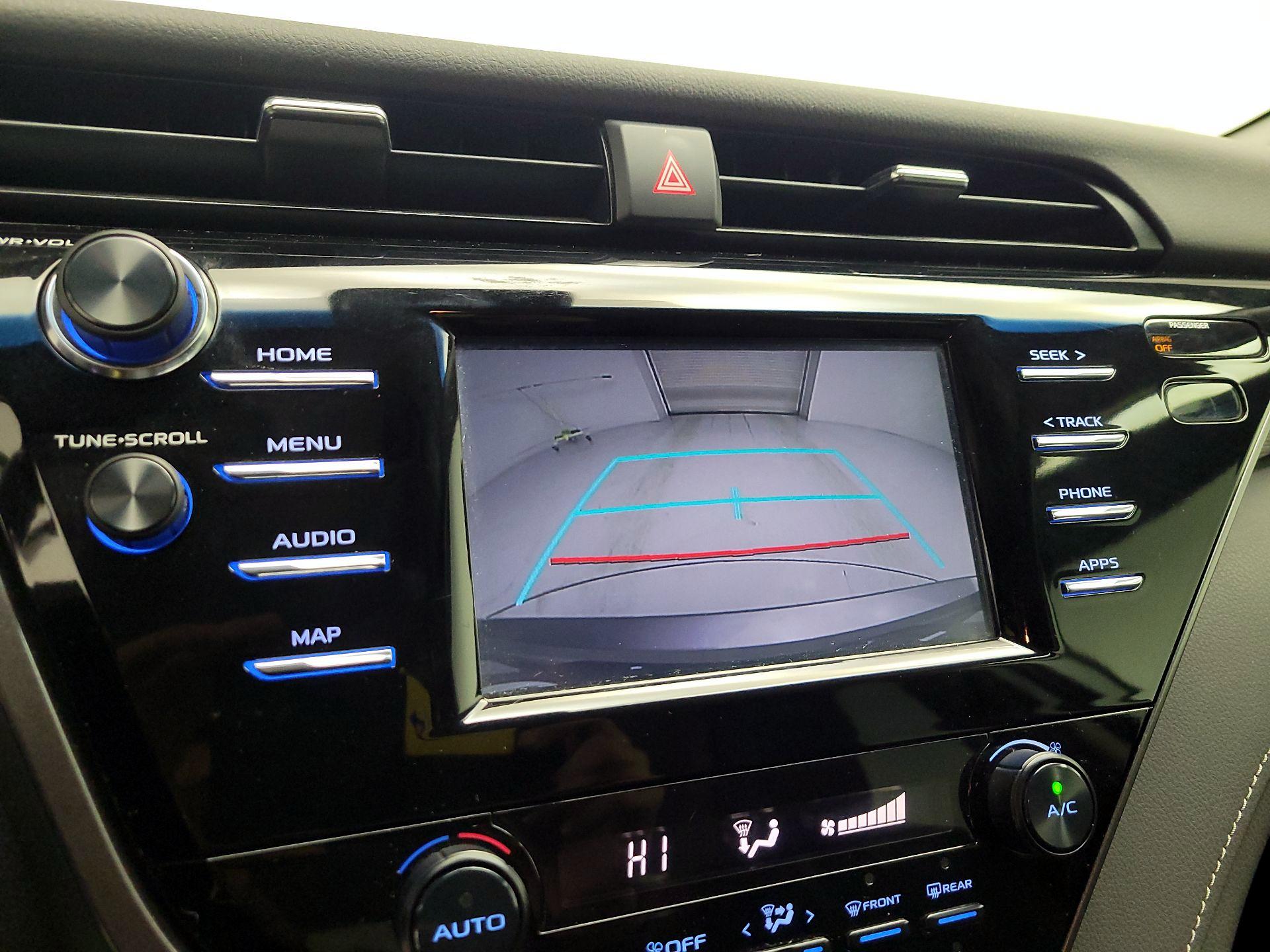 Thumbnail: 2019 Toyota Camry - 13