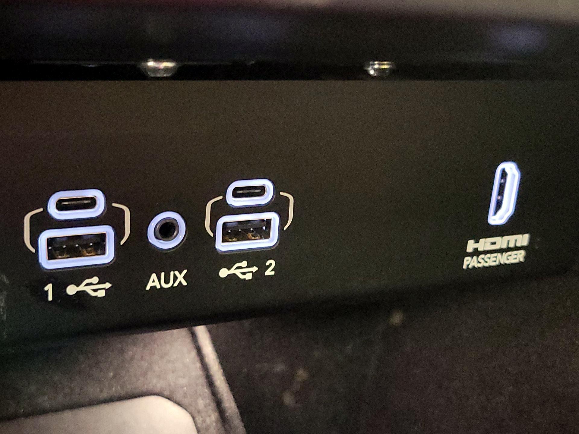 Thumbnail: 2024 Jeep Wagoneer - 19