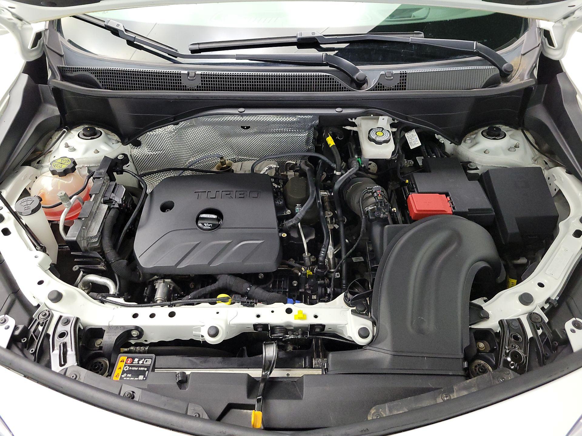 Thumbnail: 2022 Buick Encore GX - 17